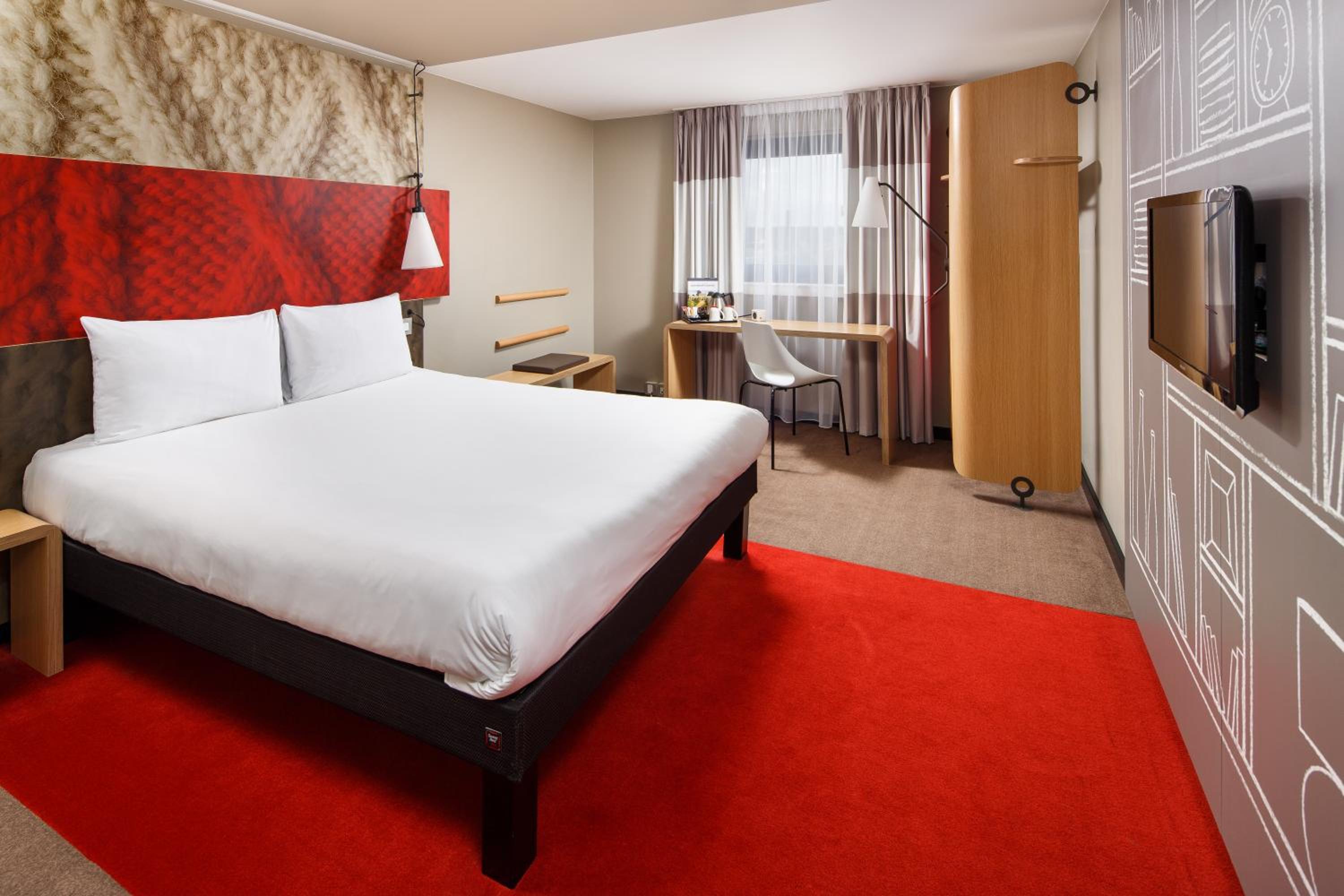 Double or Twin Room - Photo 2
