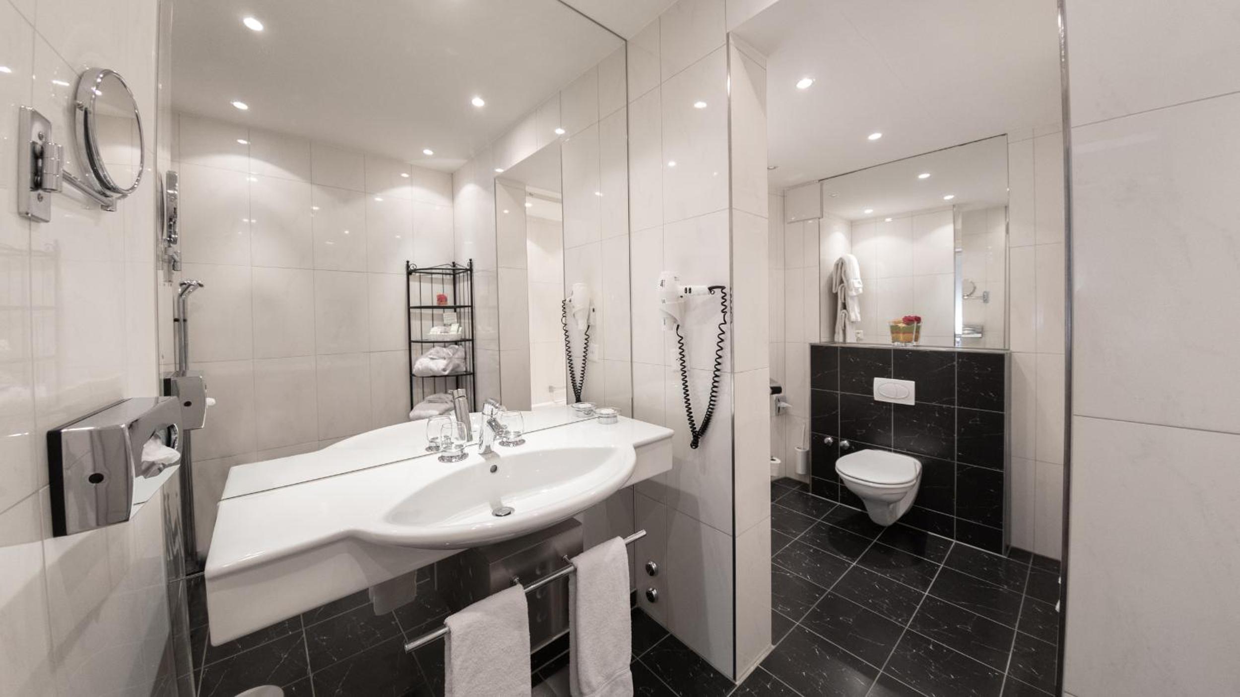 Junior Suite - Photo 8