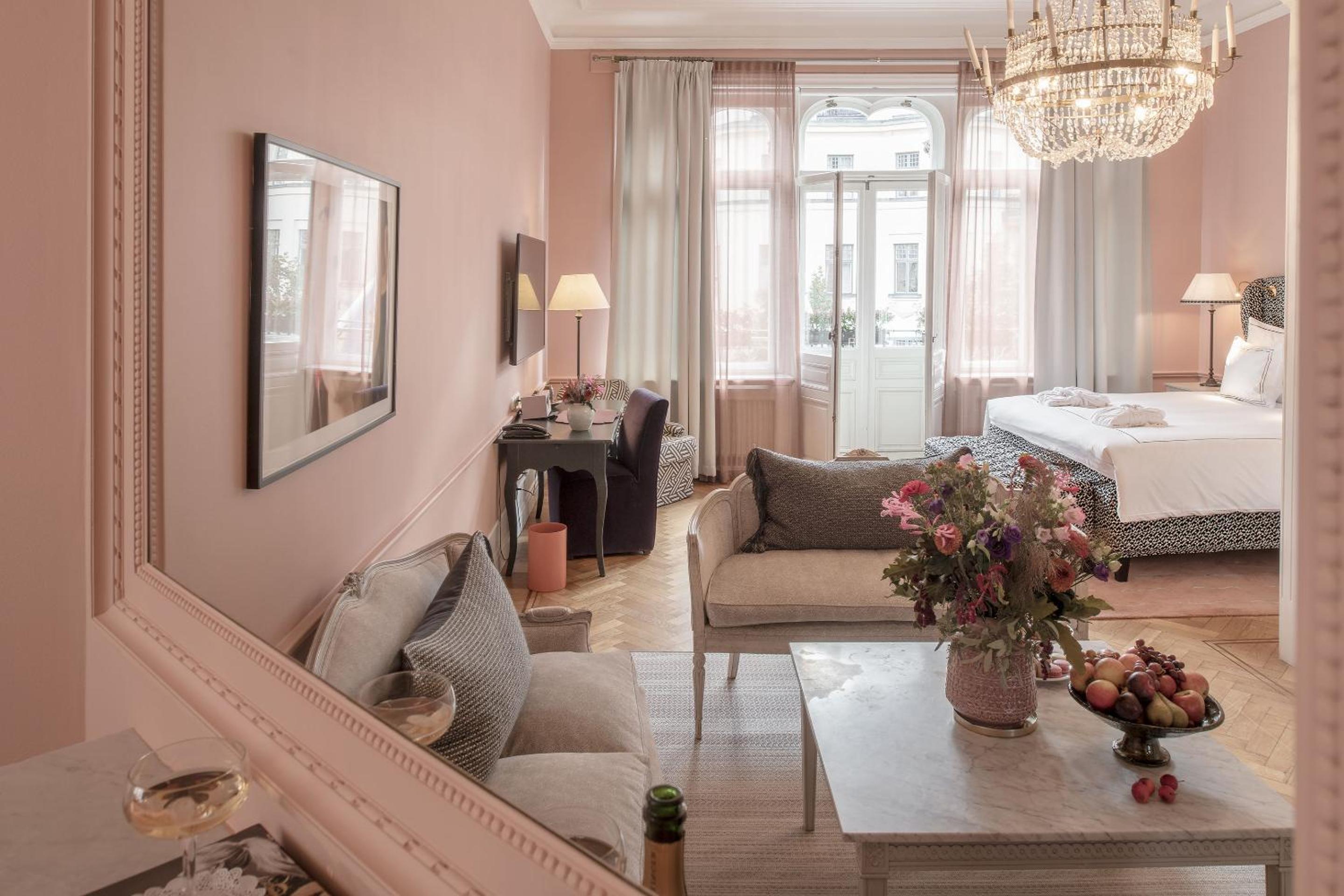 Junior Suite with Balcony