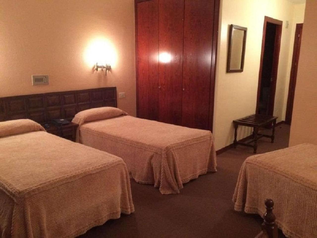 Triple Room photo 2