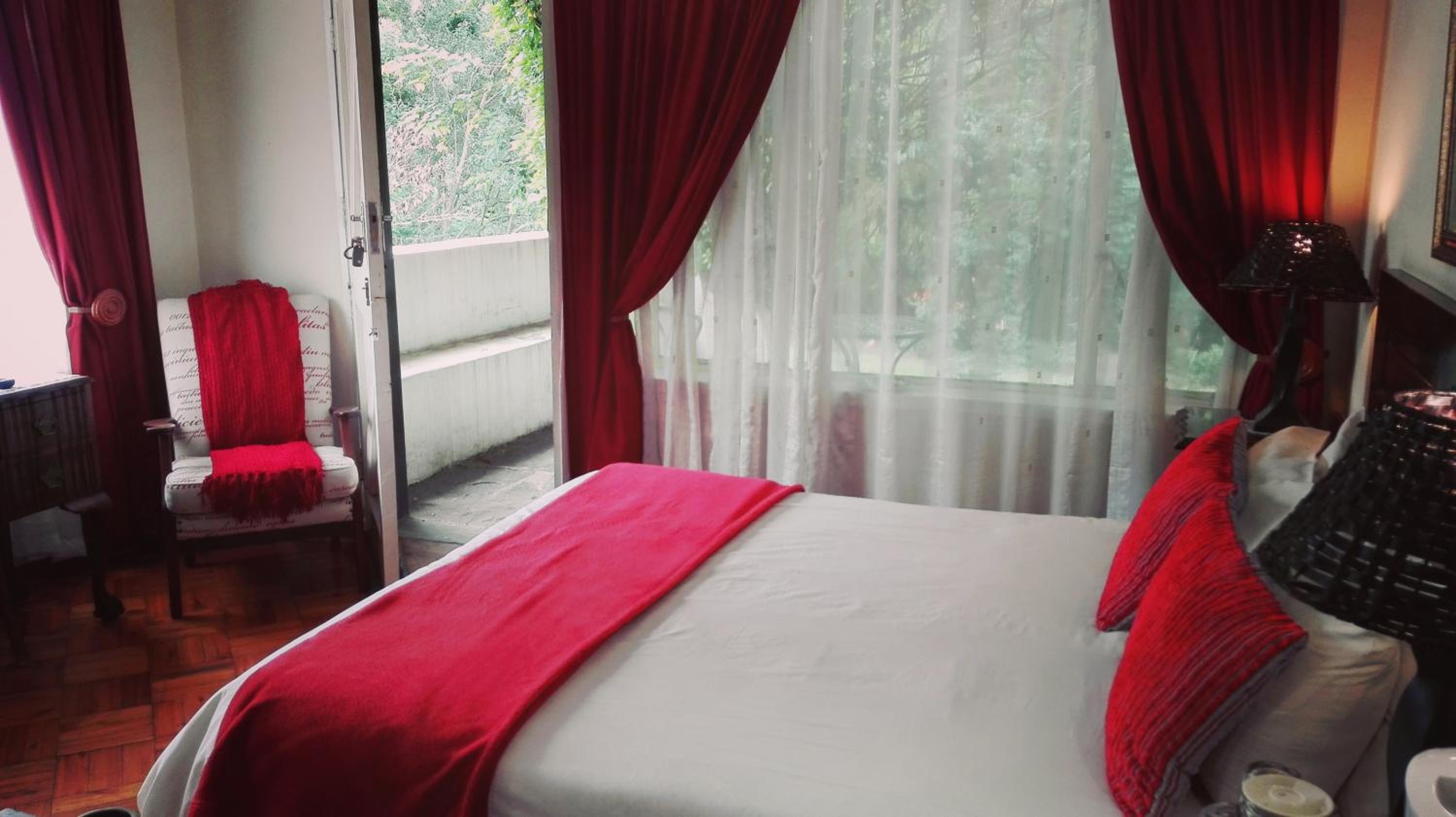 Deluxe Double Room with Shower photo 2