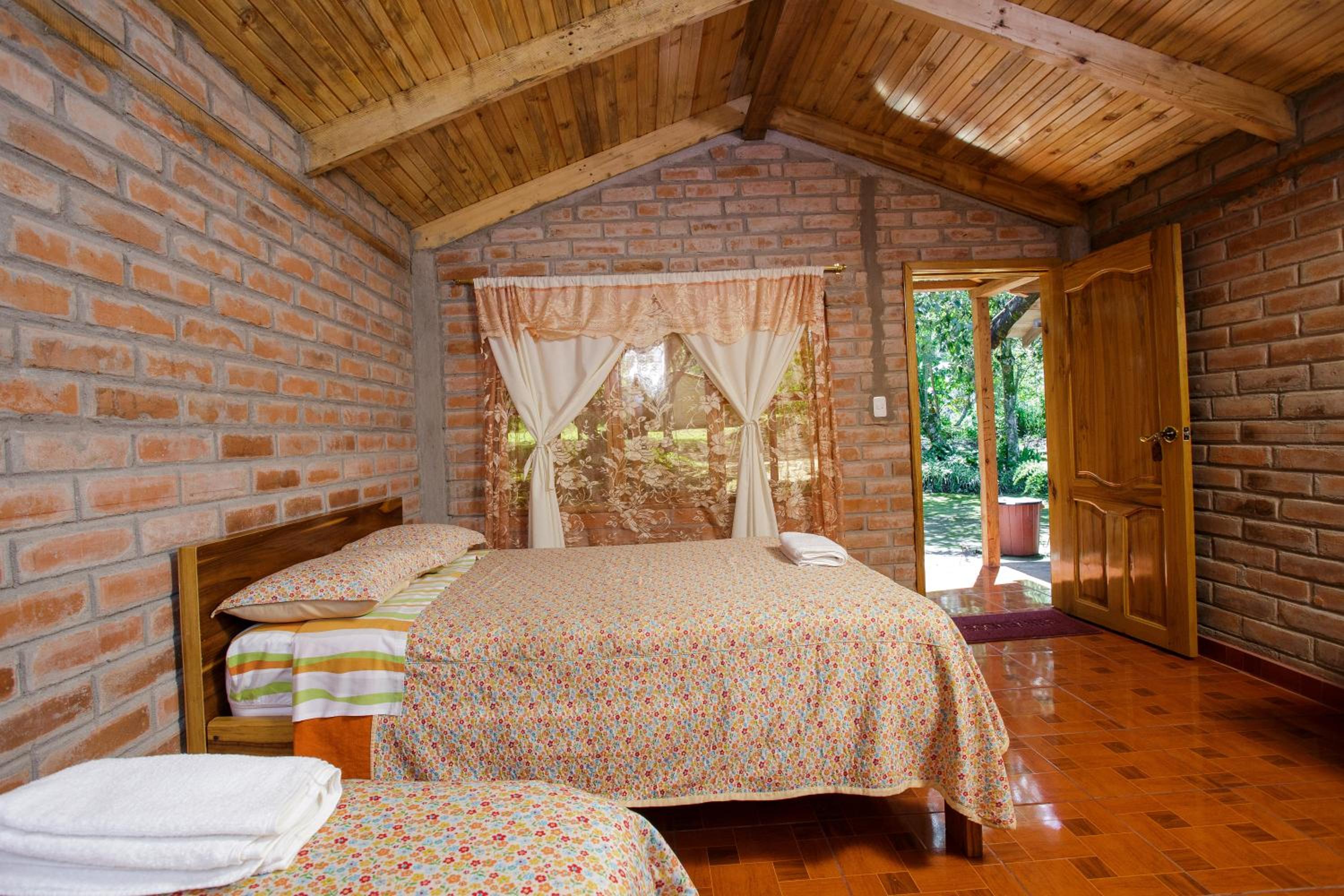 Double or Twin Room with Mountain View photo 1
