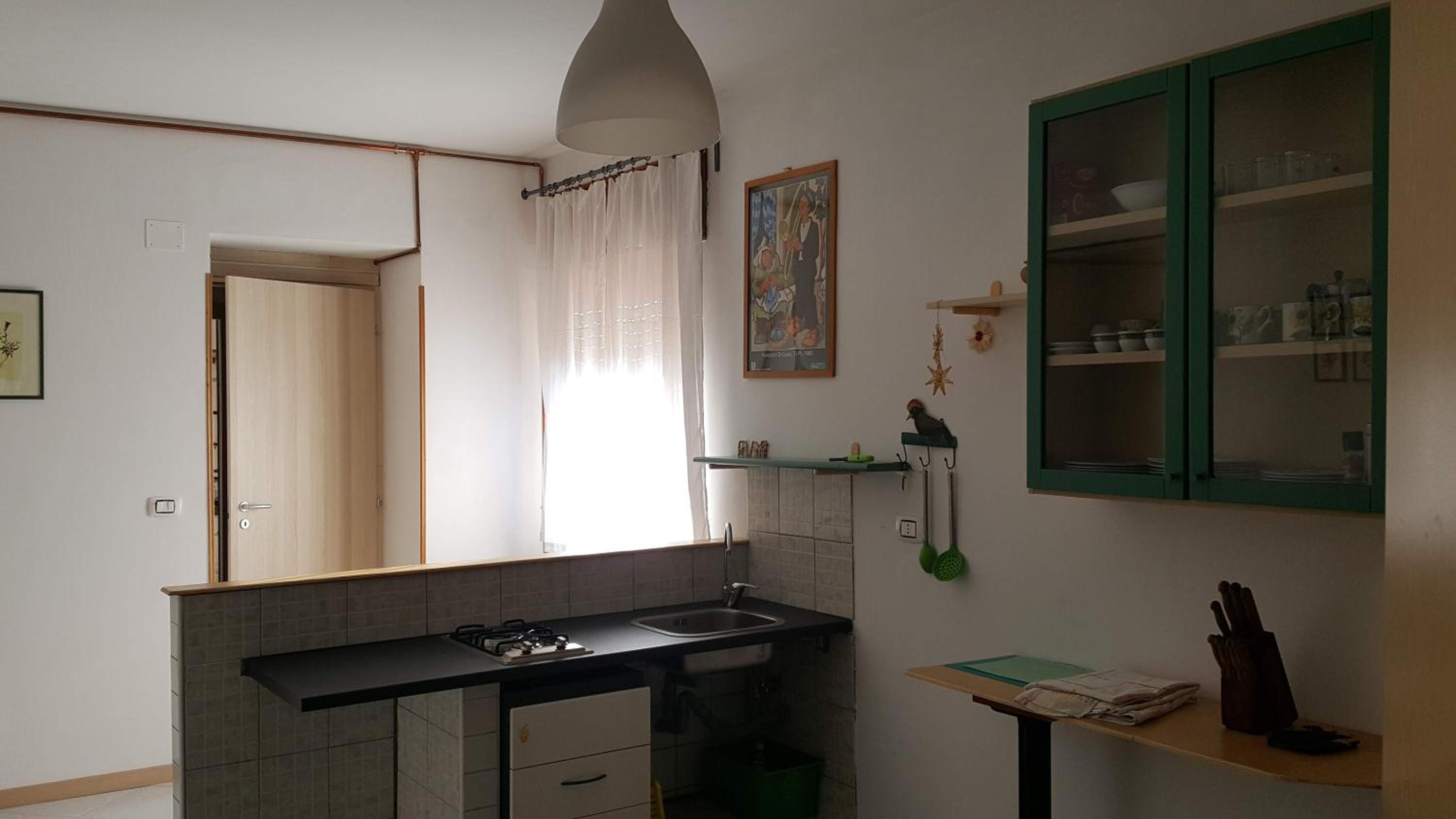 One-Bedroom Apartment photo 2