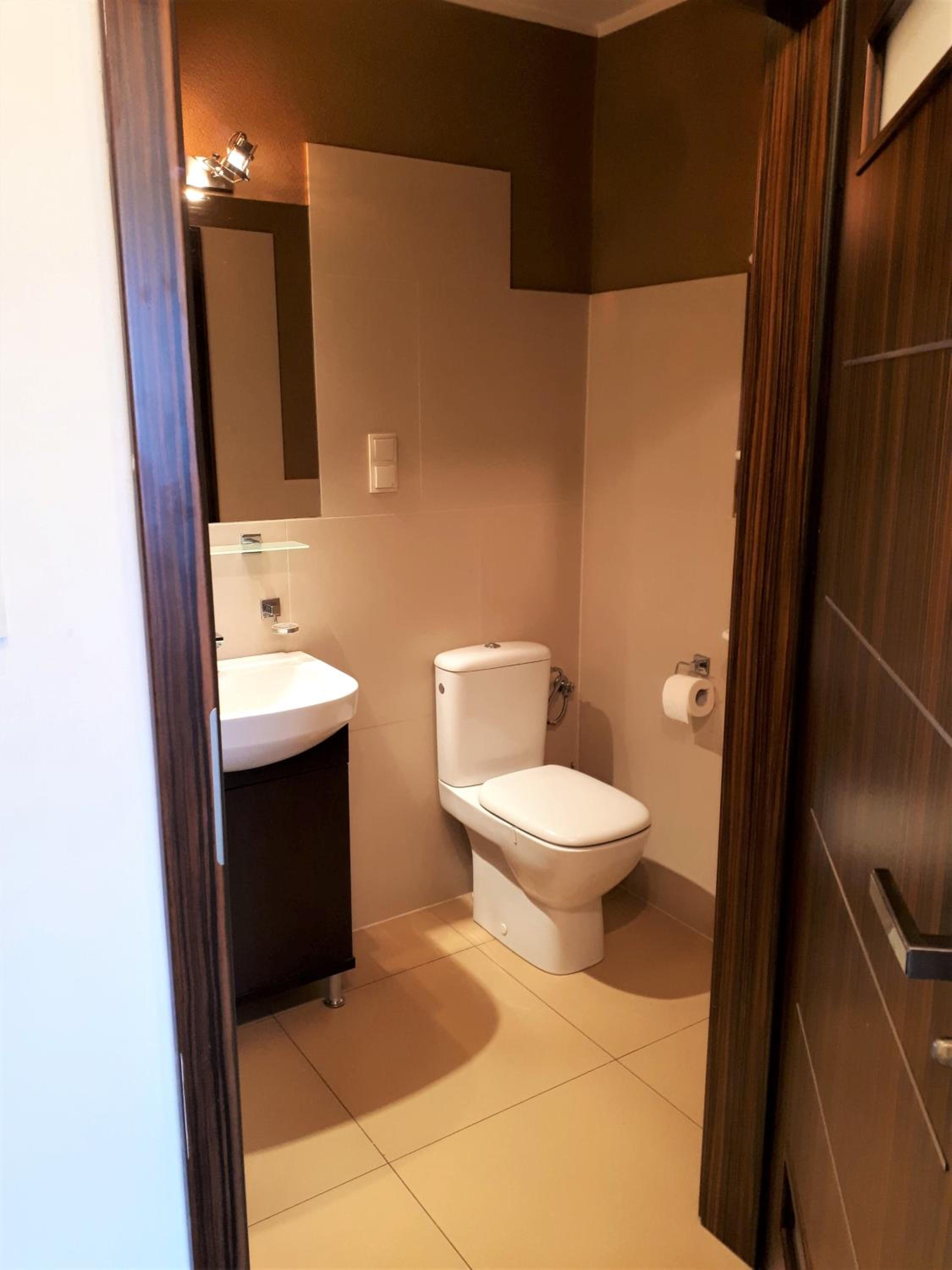 Standard Triple Room - Photo 8