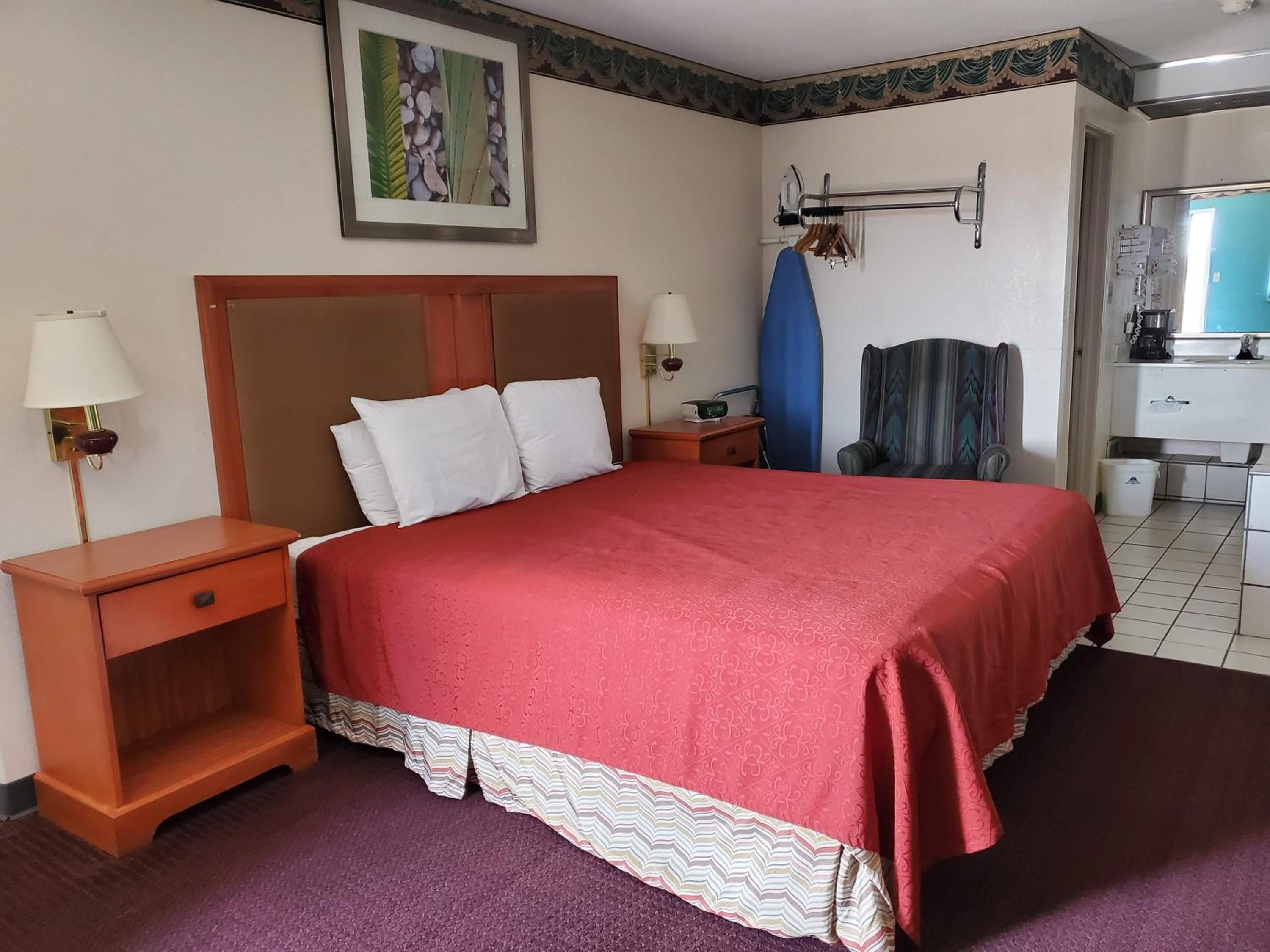 King Room - Disability Access - Photo 3