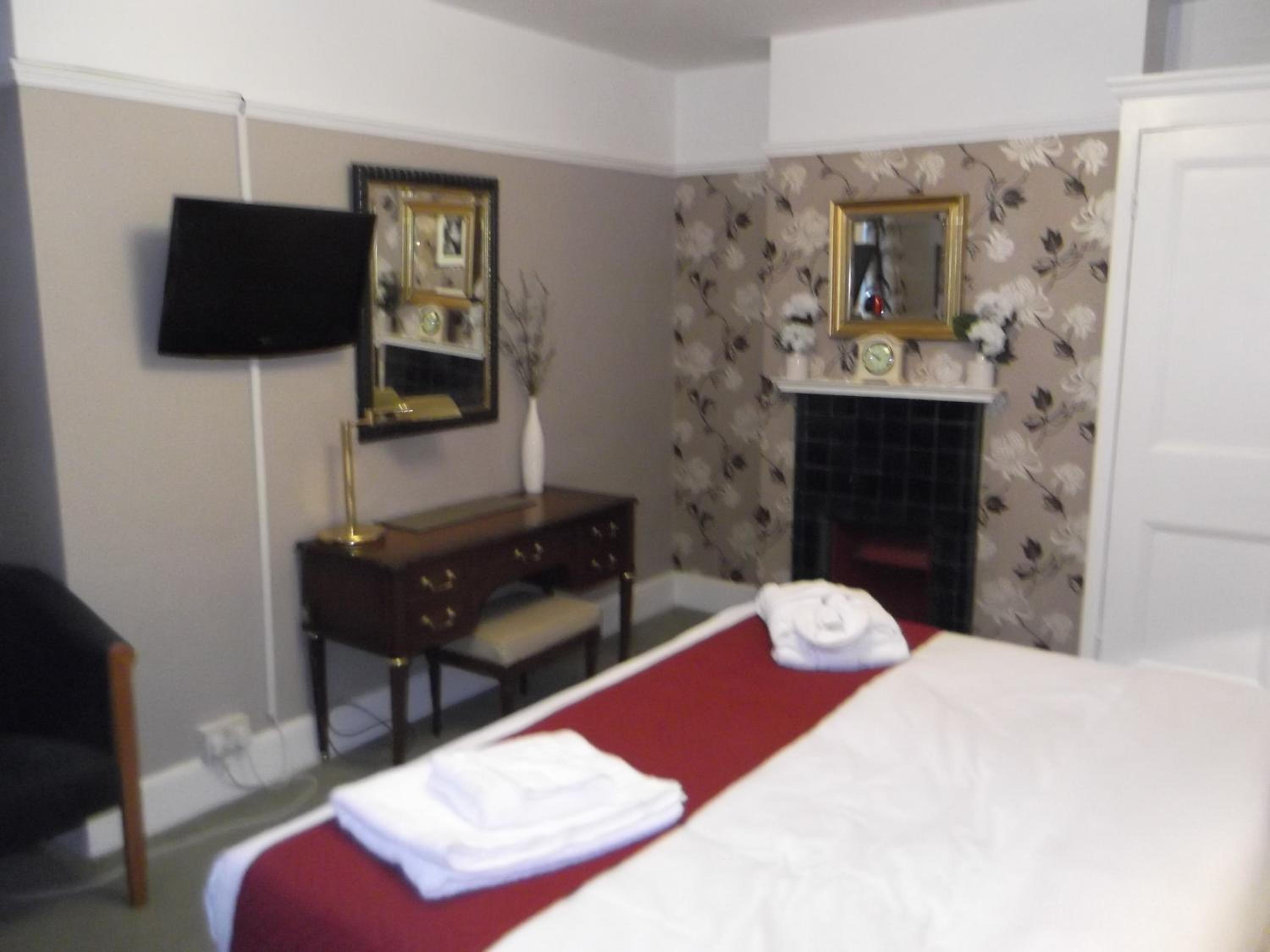 Double Room with Shared Bathroom