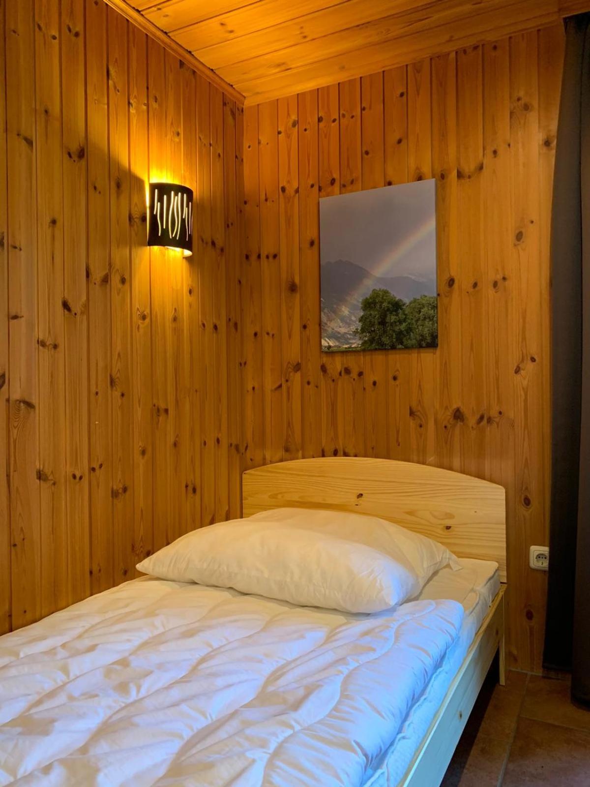 One-Bedroom Apartment (3 Adults) photo 2