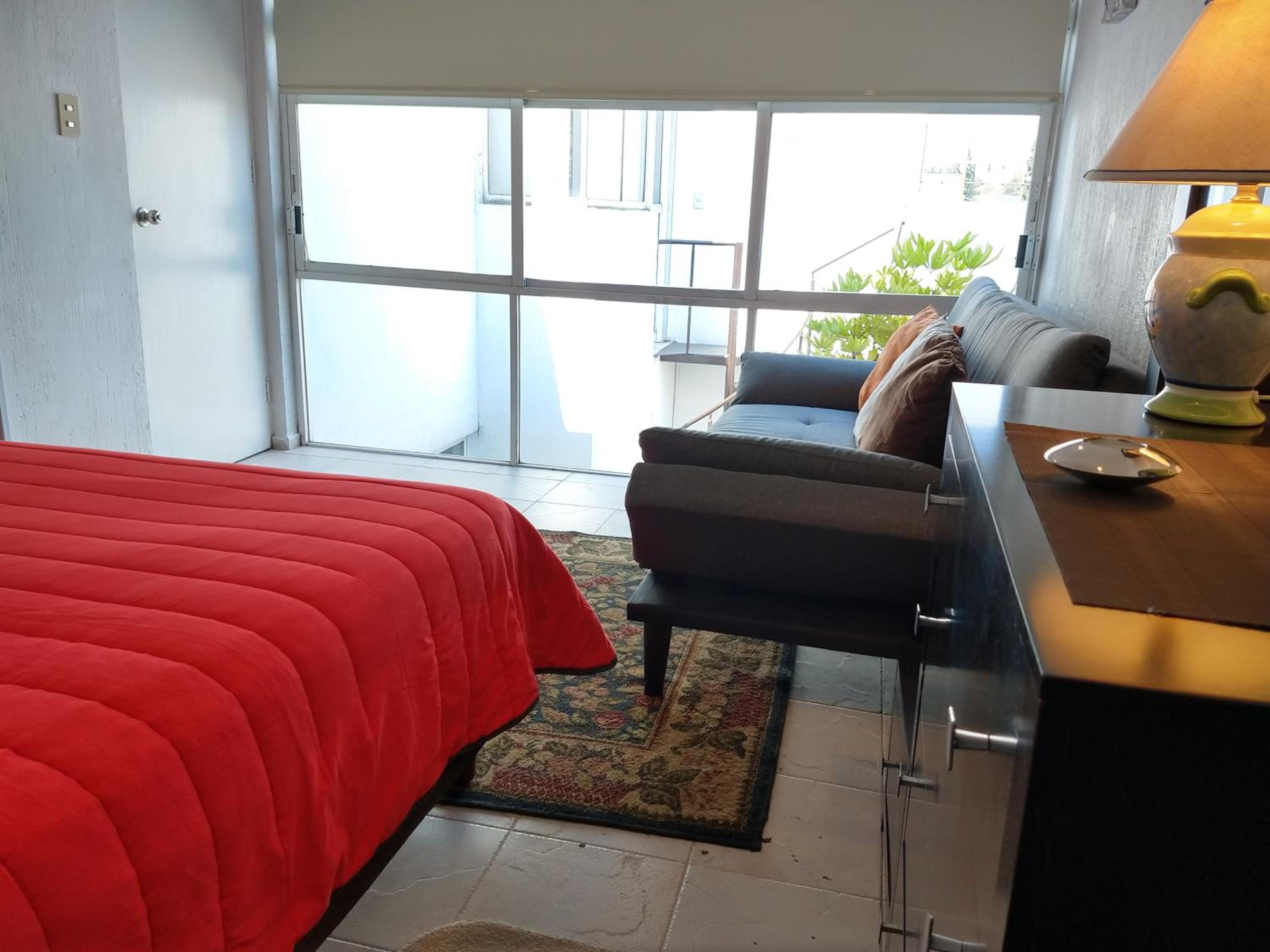 Deluxe Queen Room with Two Queen Beds - Photo 9