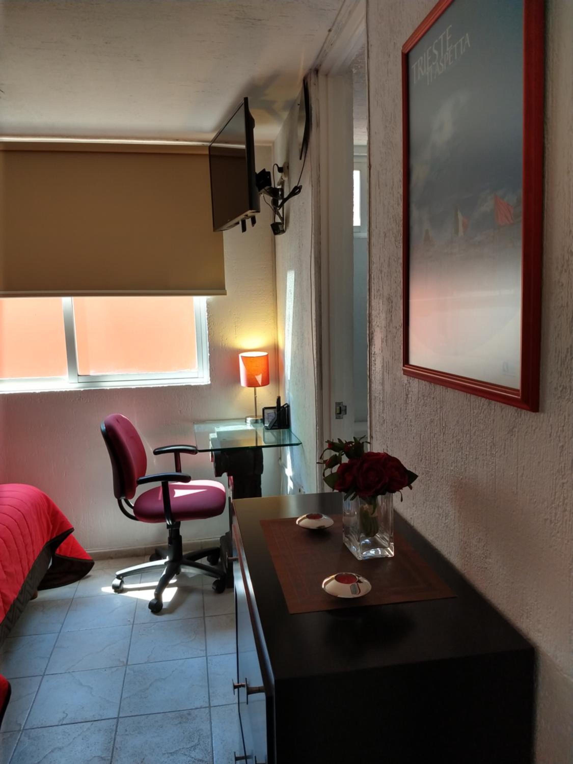 Deluxe Double Room with Shower - Photo 11