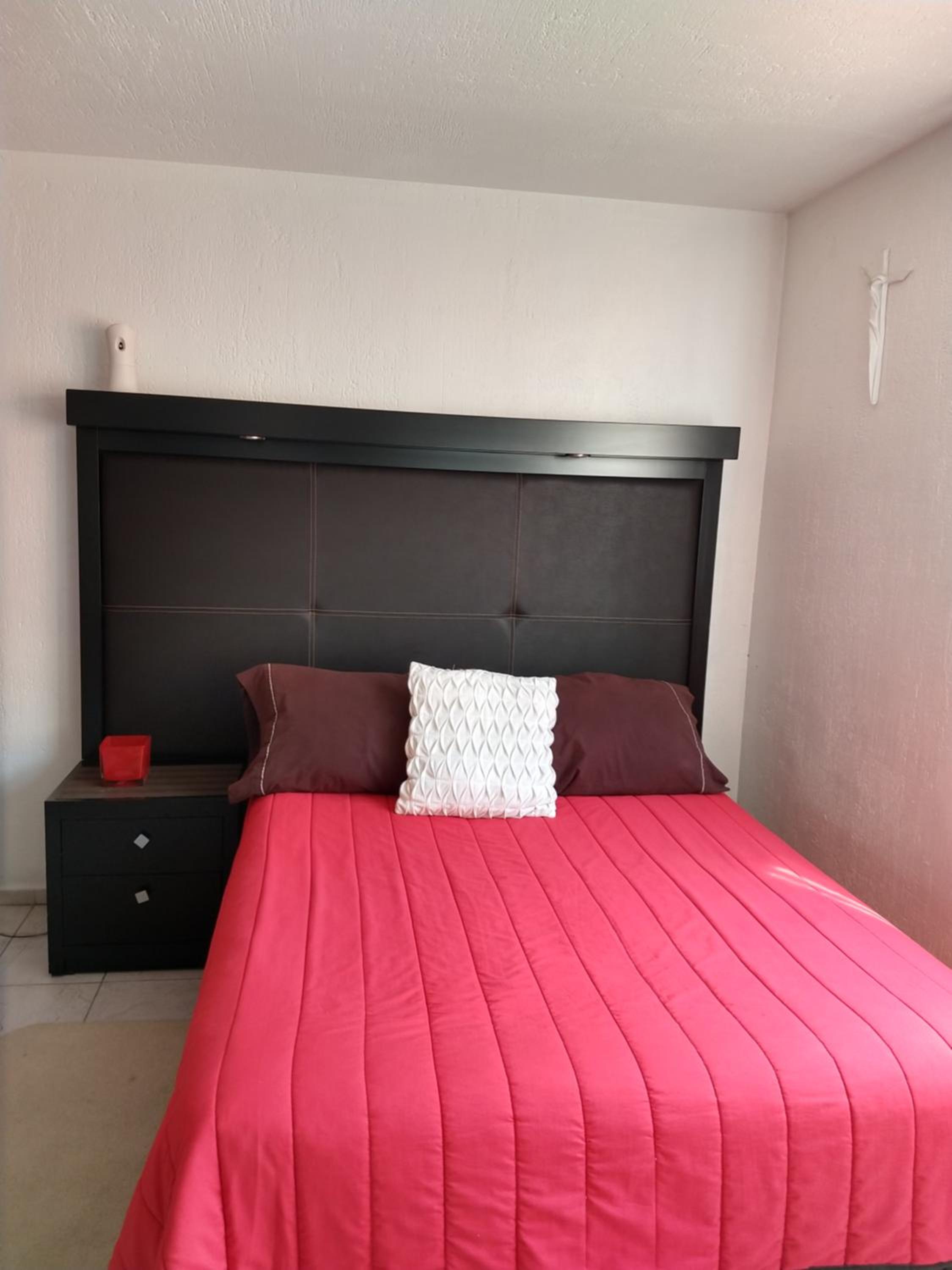 Deluxe Double Room with Shower - Photo 10