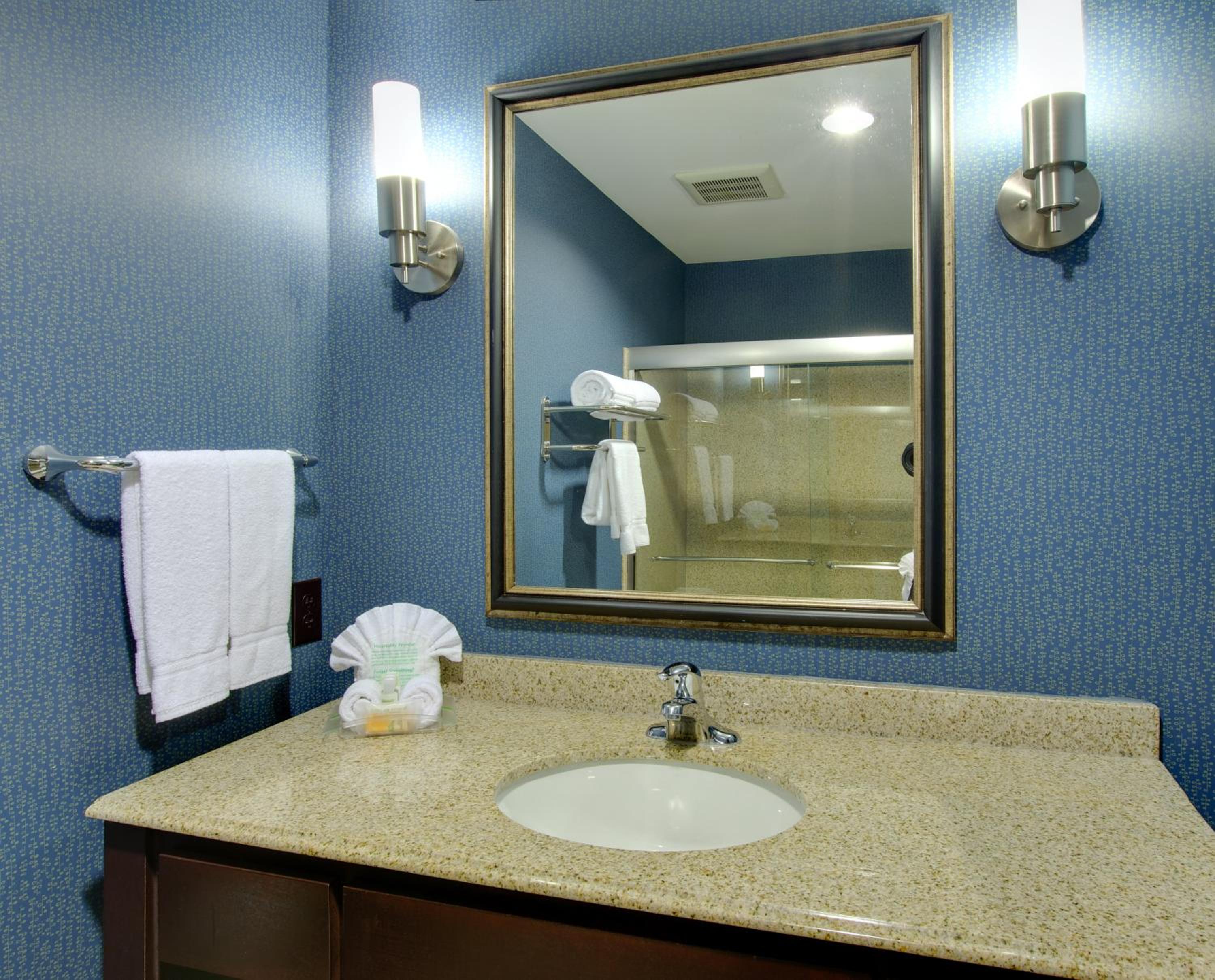 Leisure King Room - Non-Smoking - Photo 2
