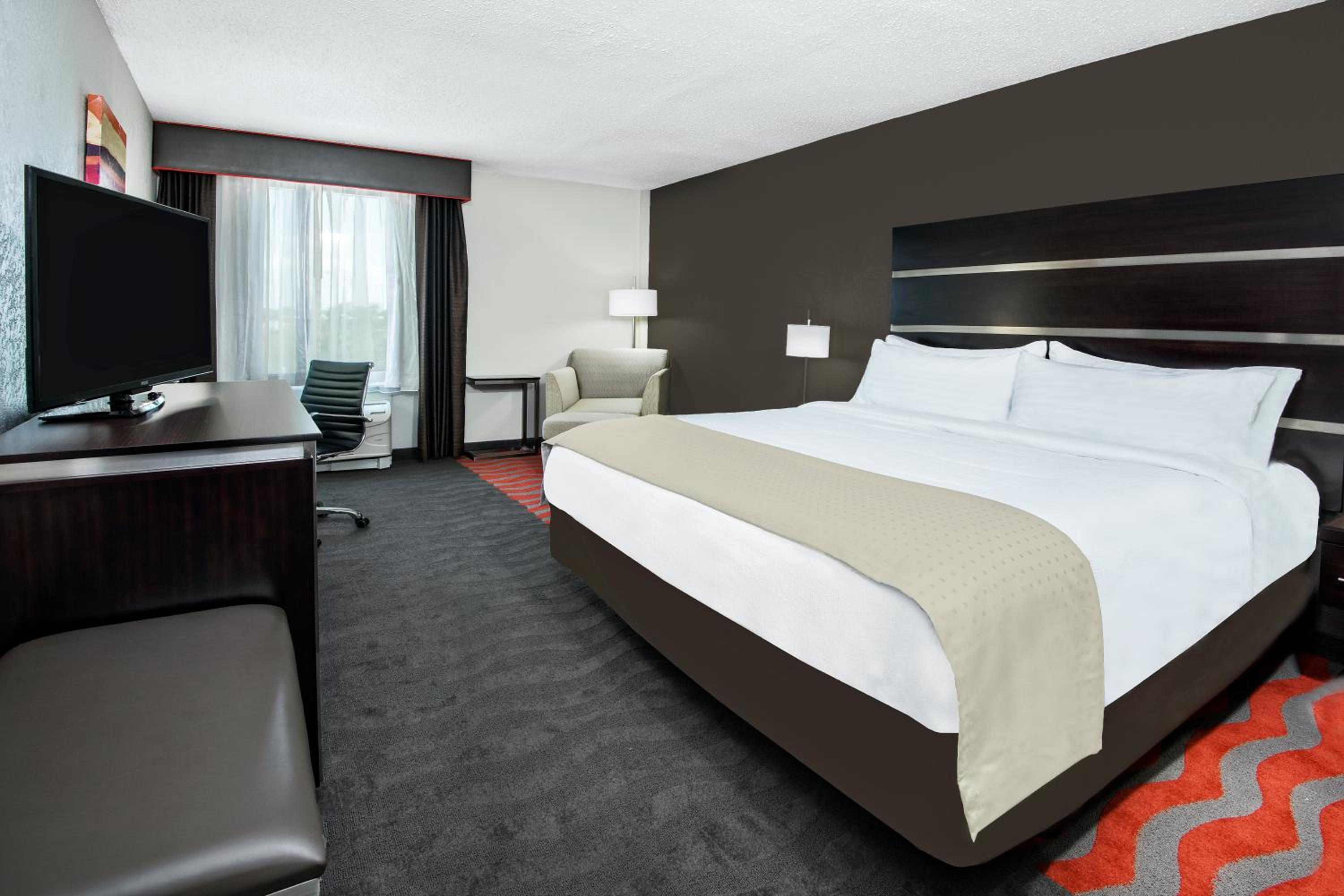 Standard King Room - Photo 1