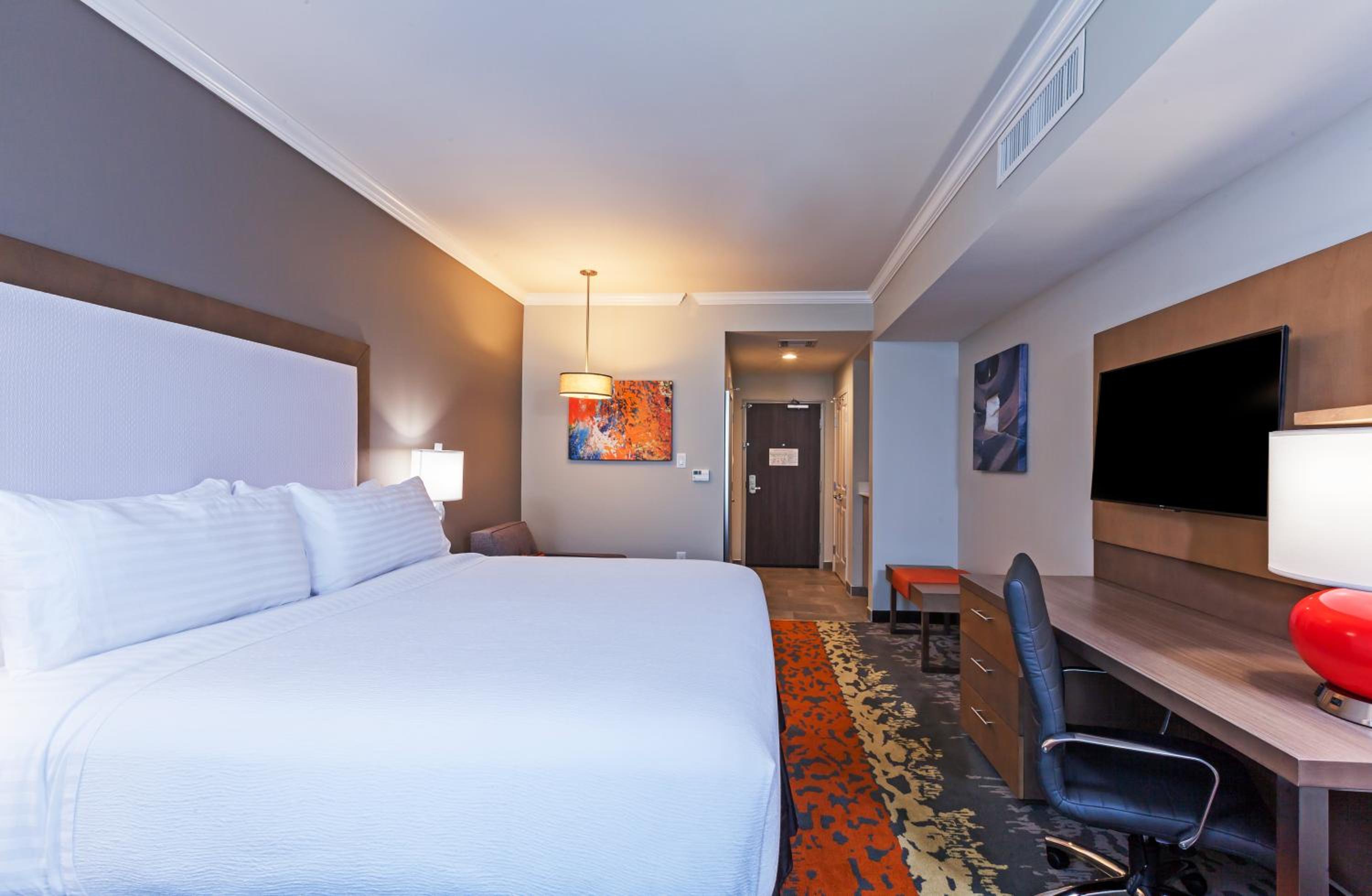 Premium King Room - Communications Accessible at Holiday Inn Houston NE-Bush Airport Area by IHG in Humble