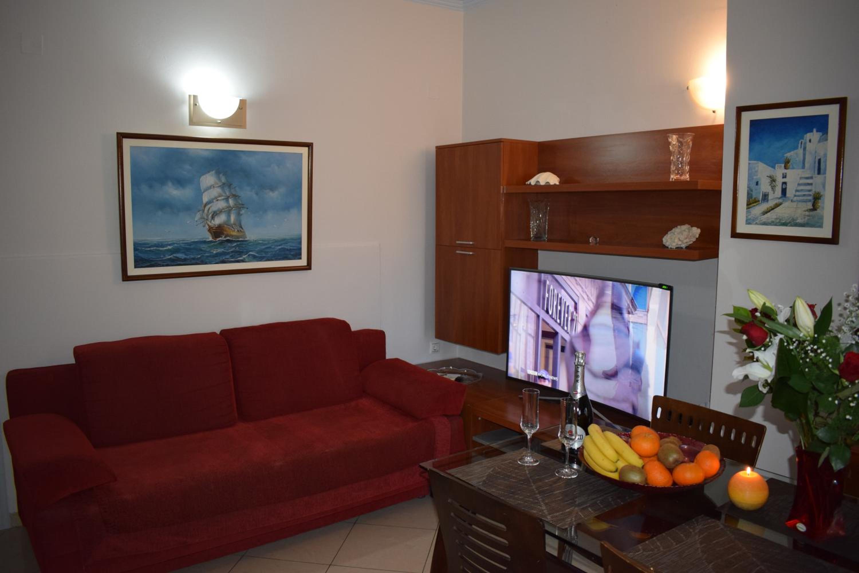 Deluxe Apartment