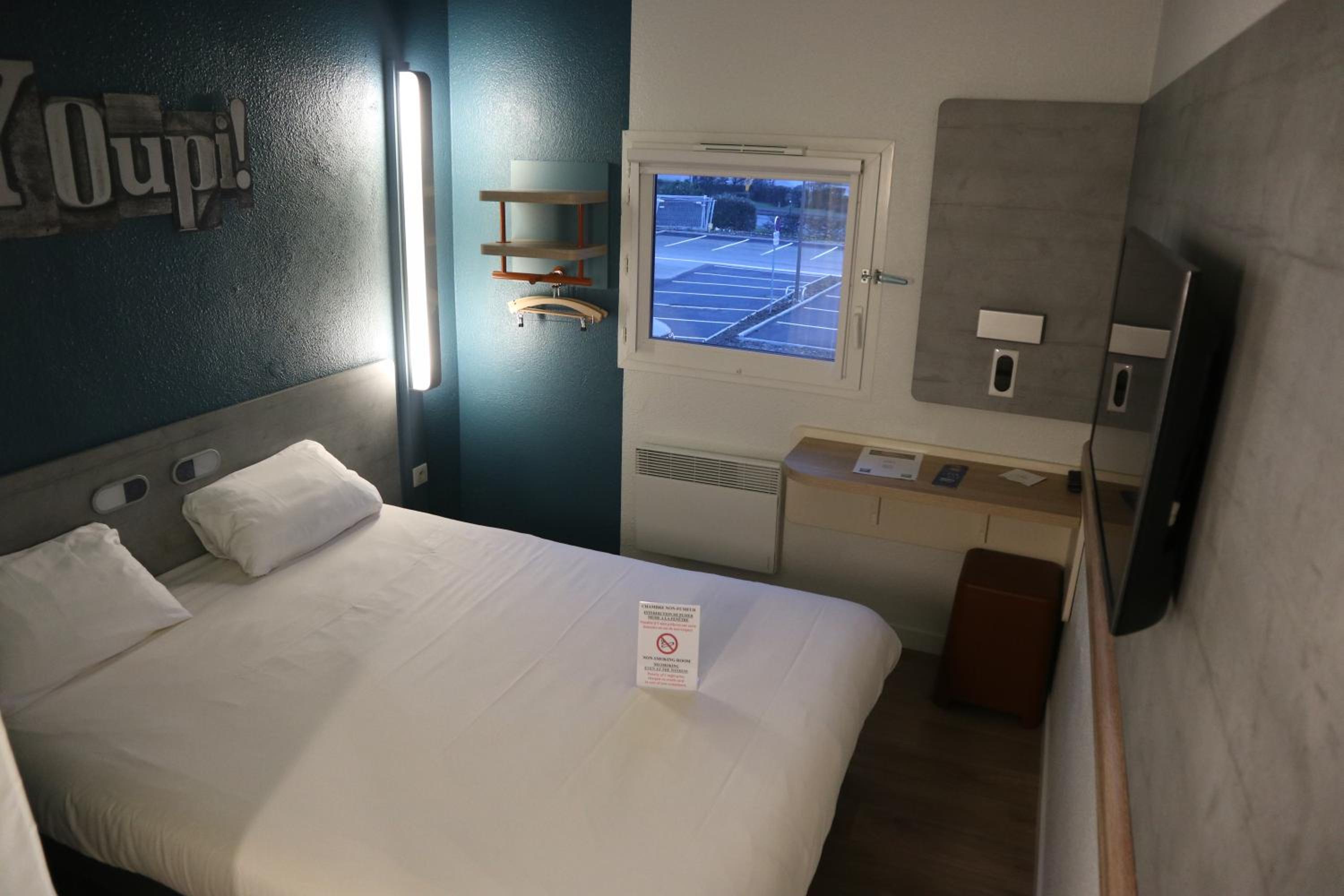 Double Room with Bunk Bed photo 1