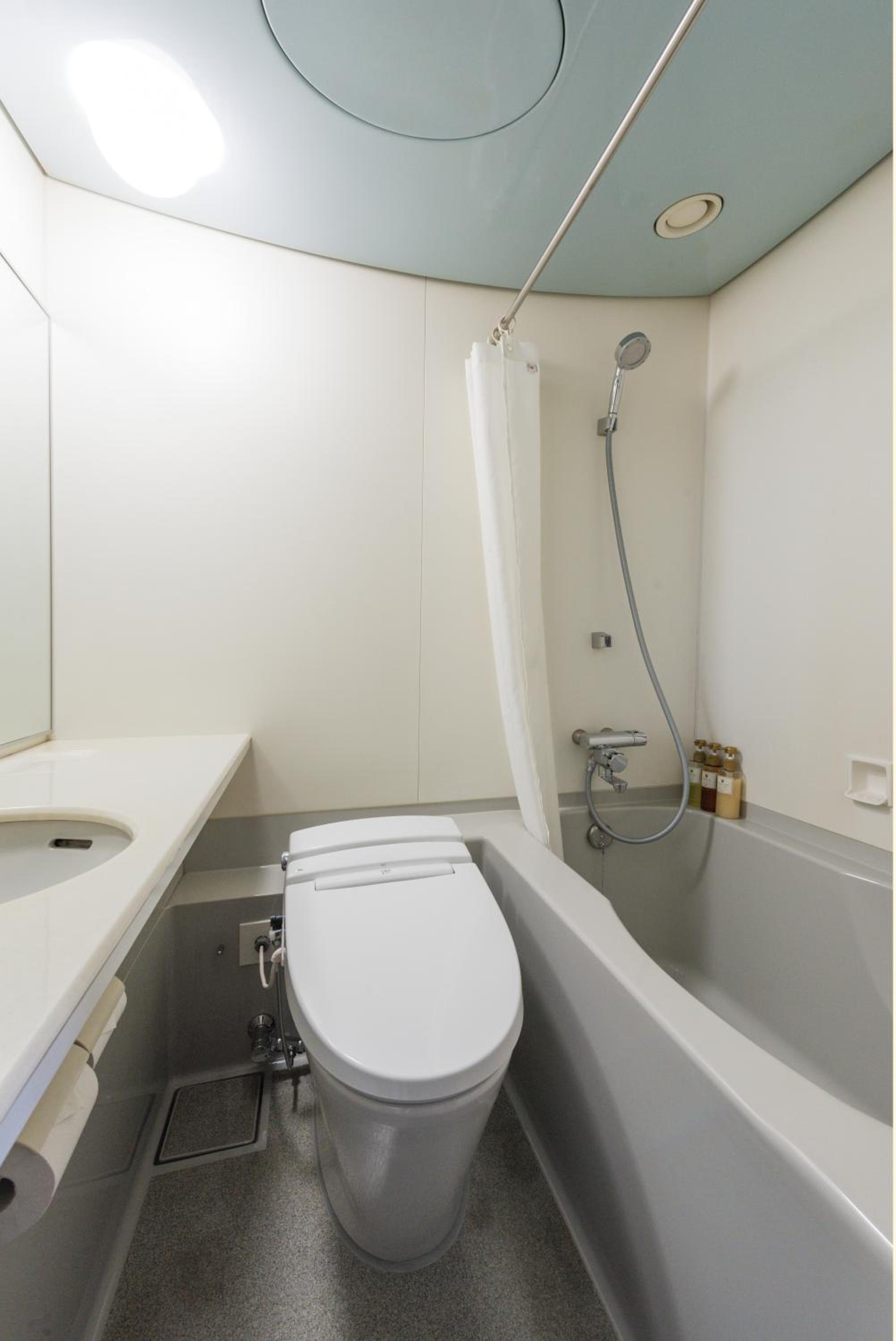 Standard Double Room - Non-Smoking - Photo 9