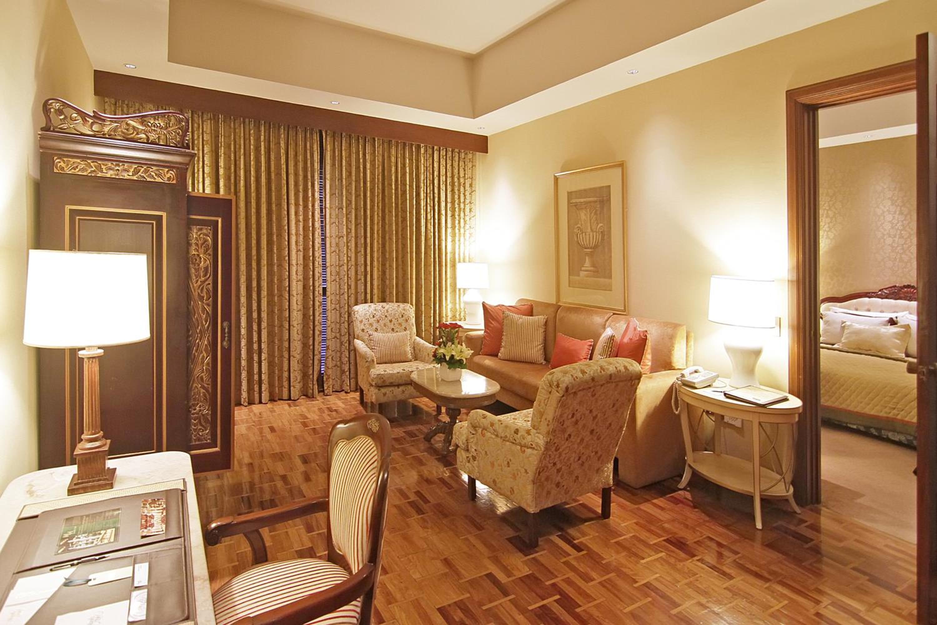 Luneta Suite - Photo 5