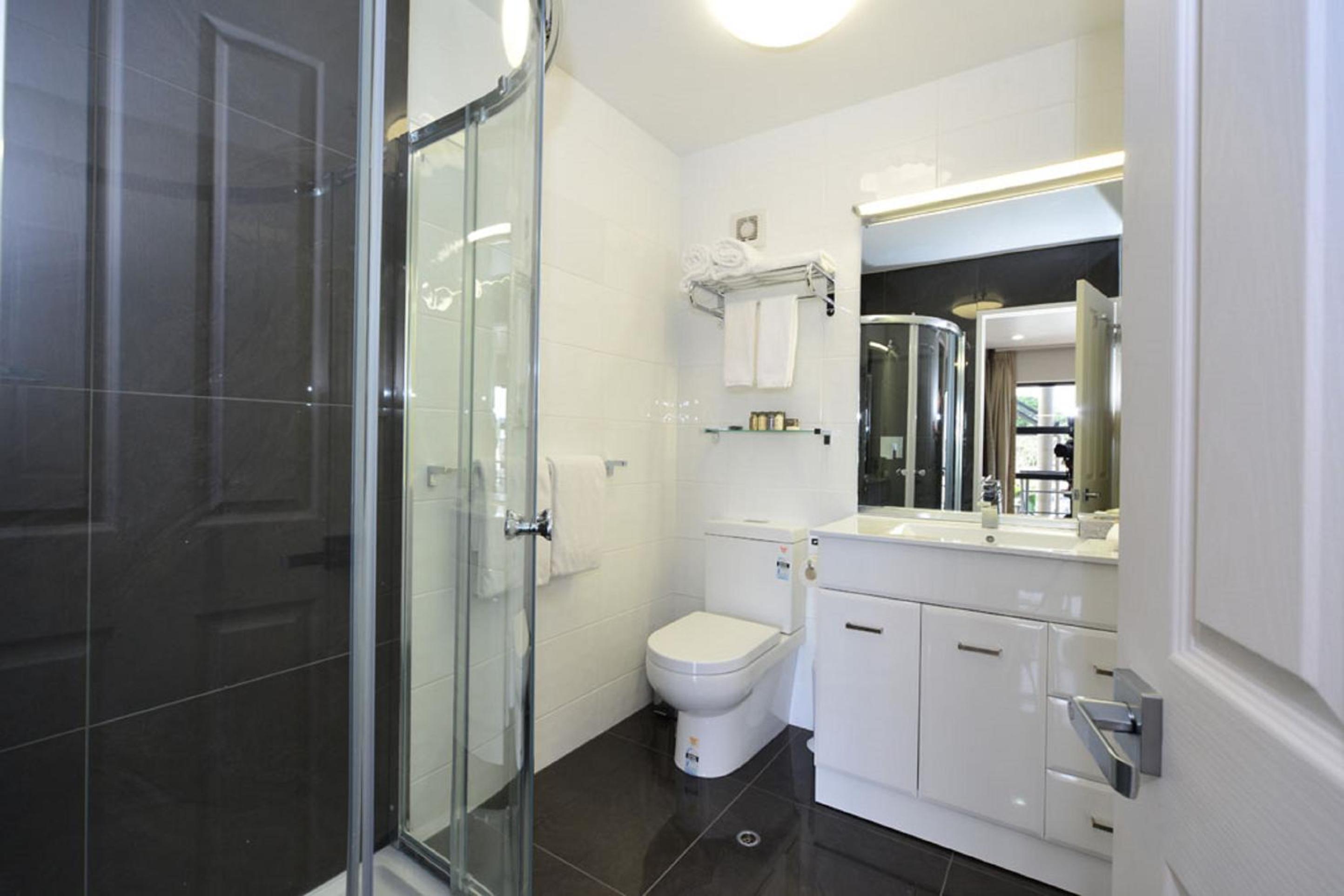Deluxe Suite - Photo 4
