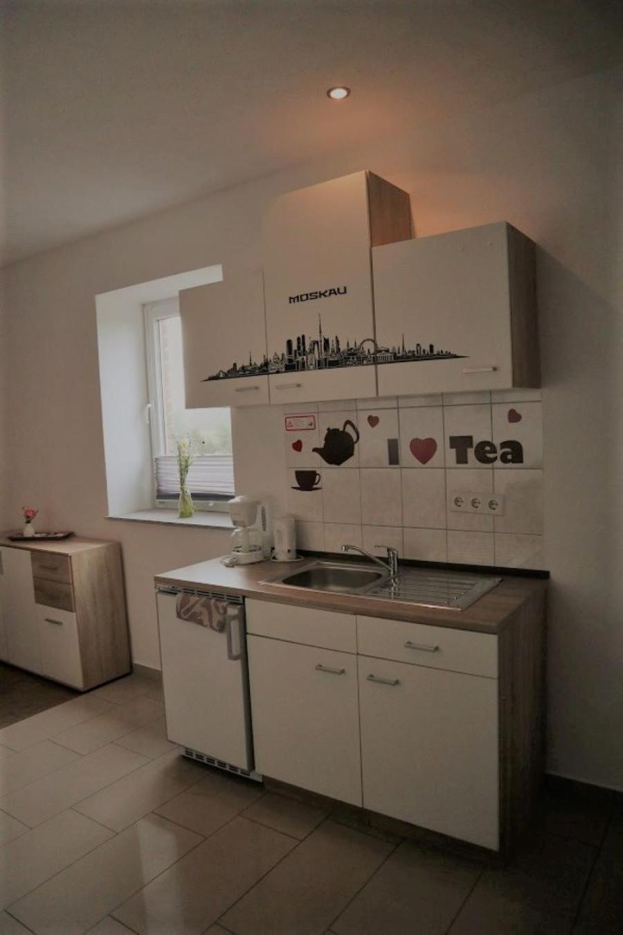 Family Room with Private Bathroom photo 2