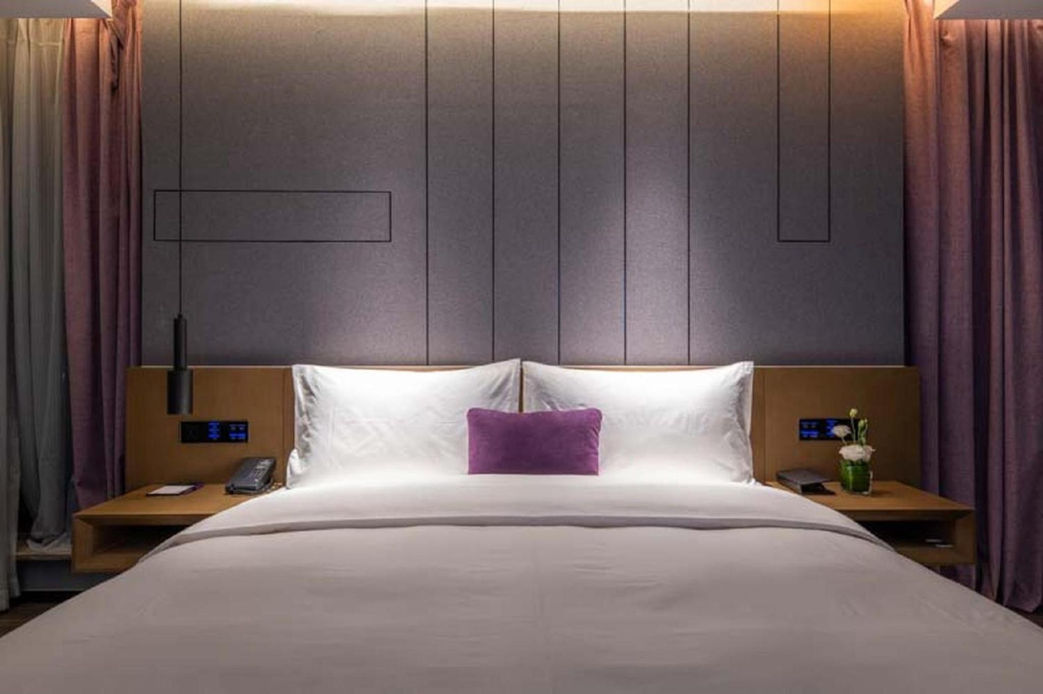 Executive King Room