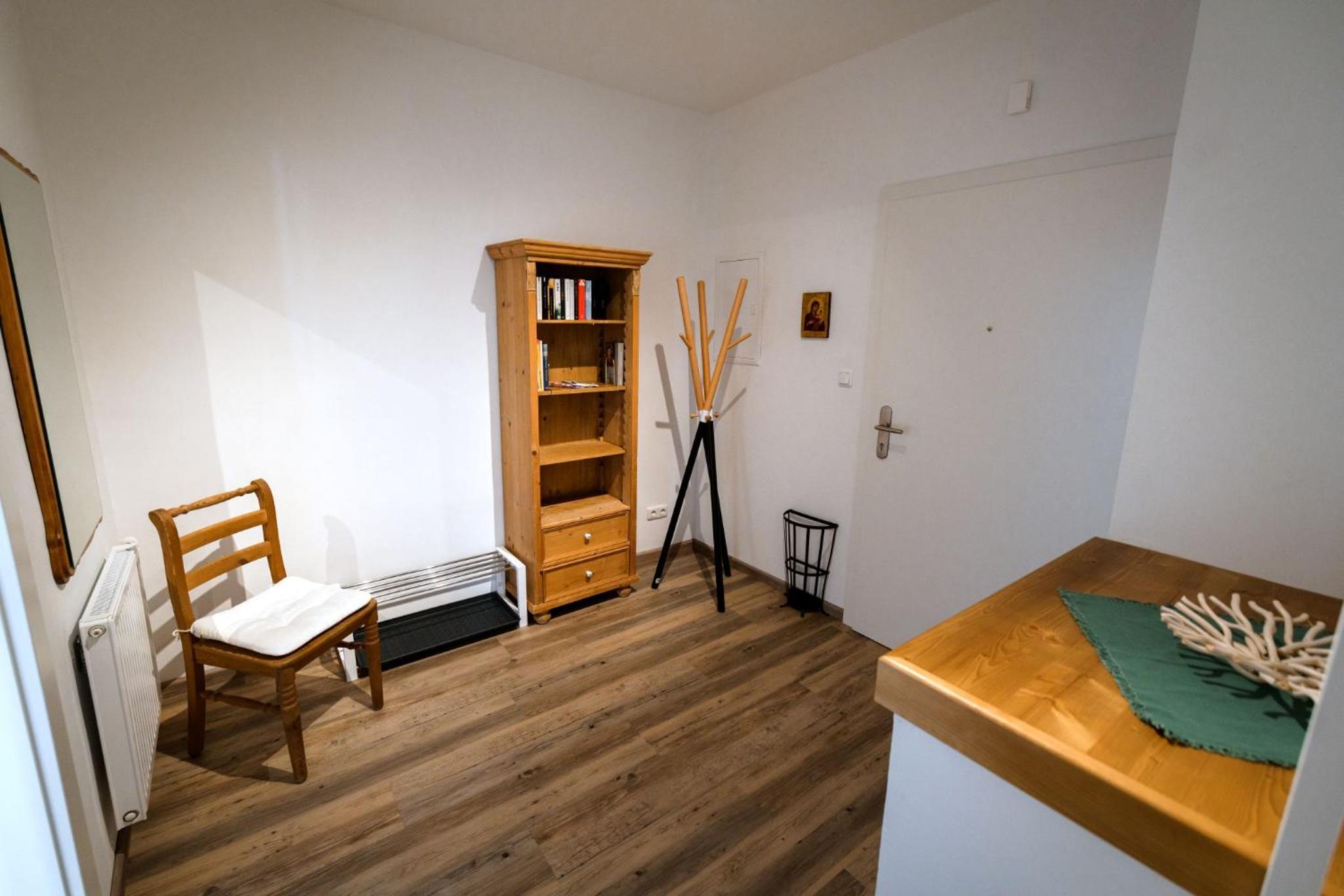 One-Bedroom Apartment photo 3