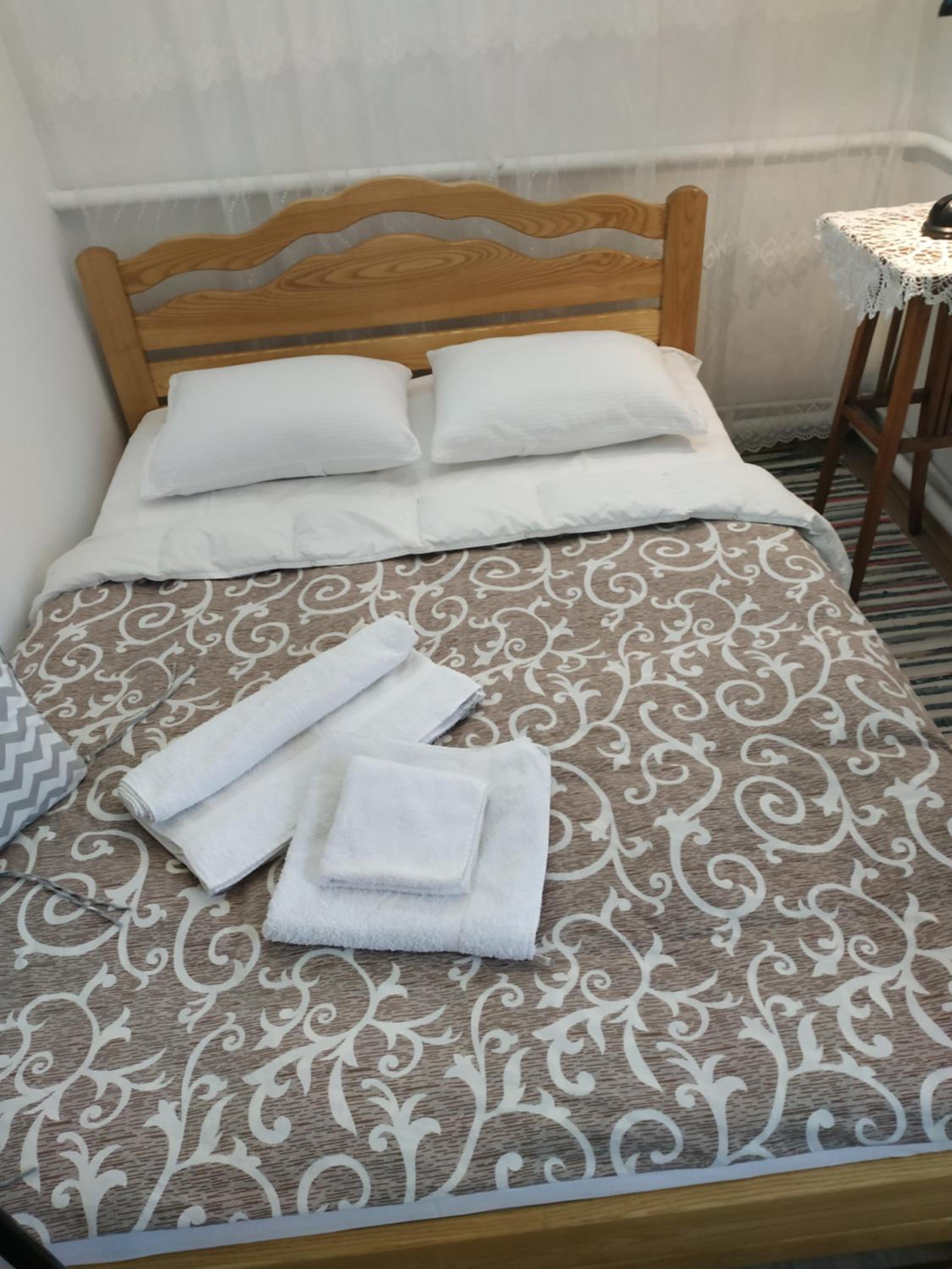 Economy Triple Room with Shared Bathroom photo 1
