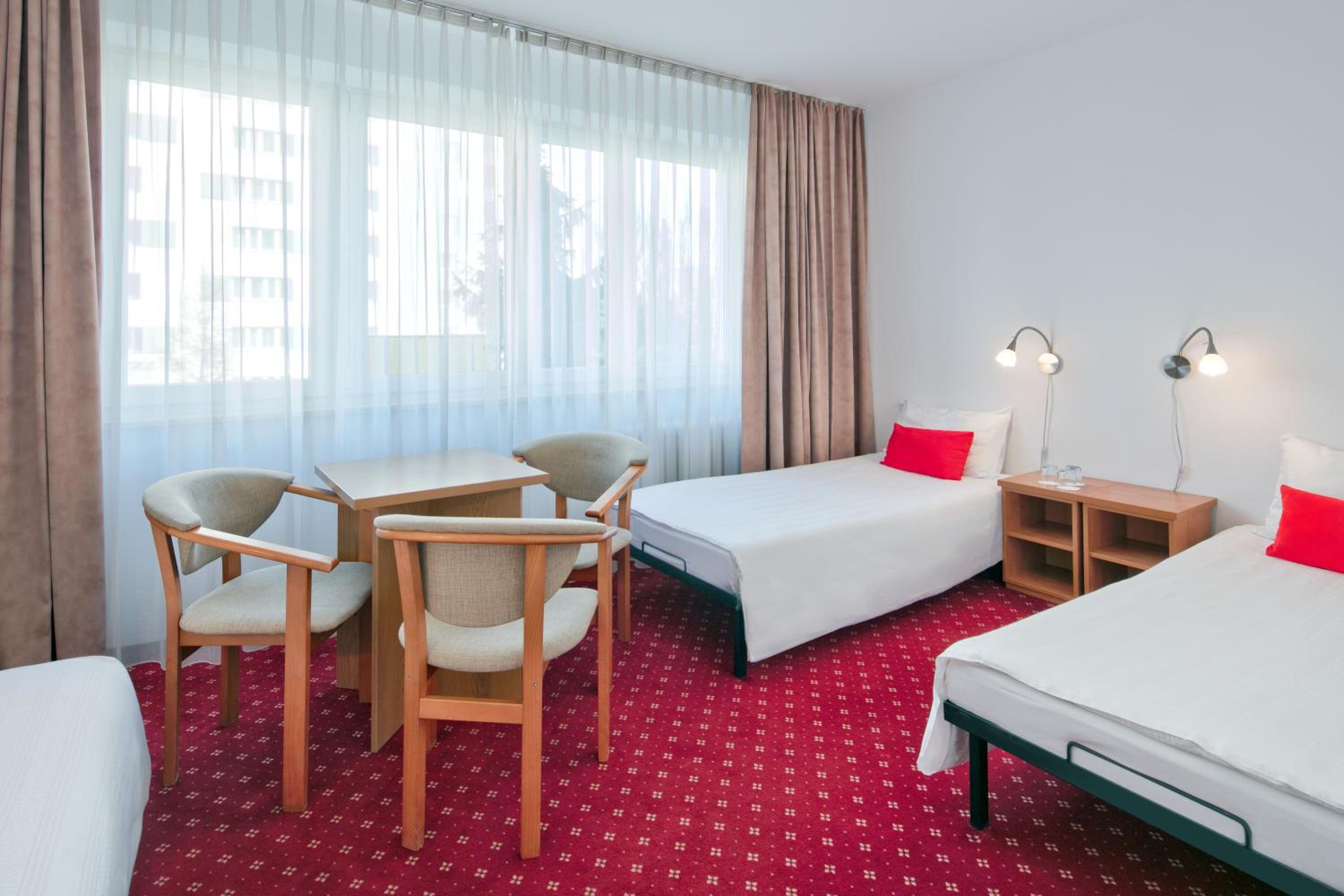 Standard Plus Triple Room - Photo 3
