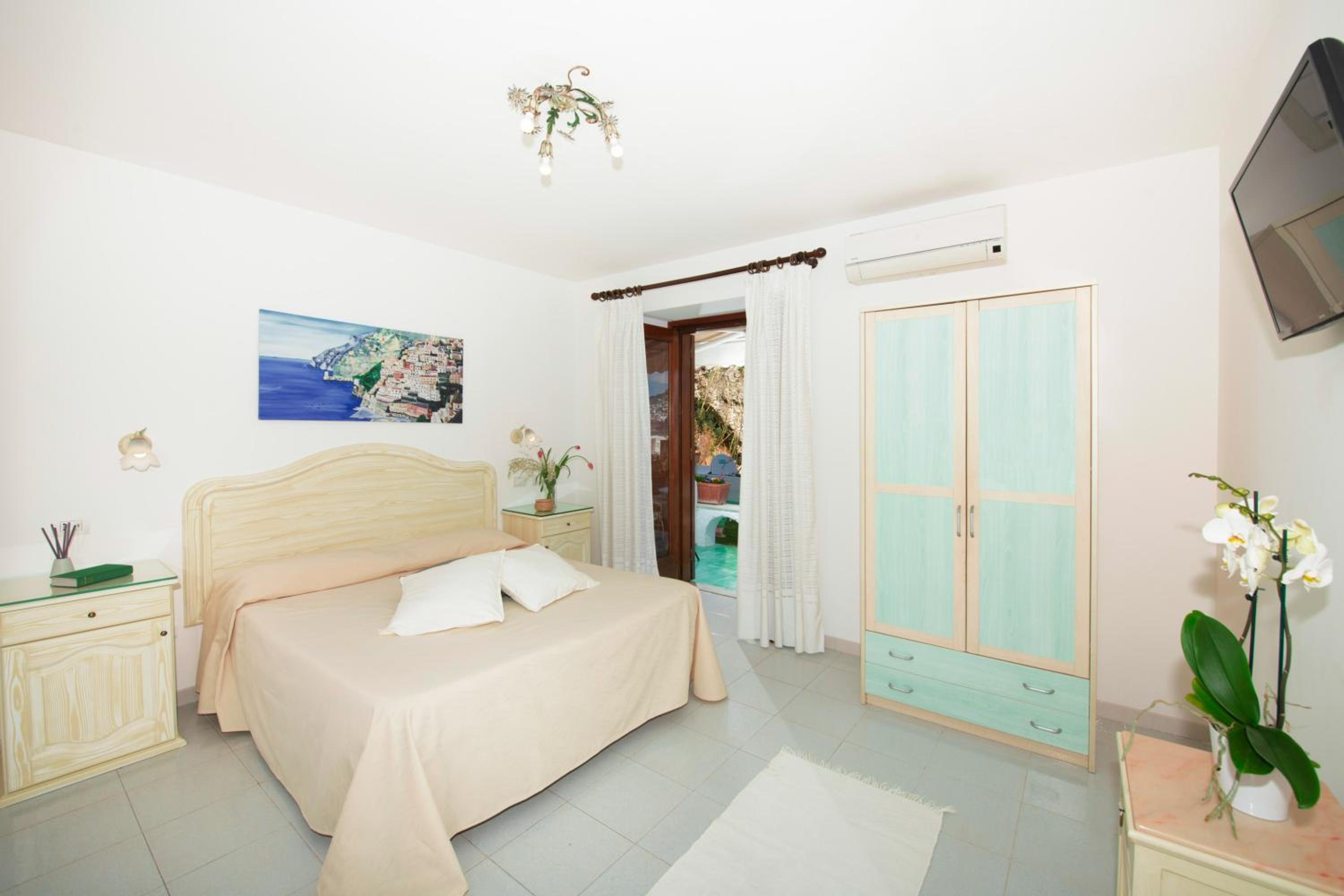 Vintage Dependence Double Room