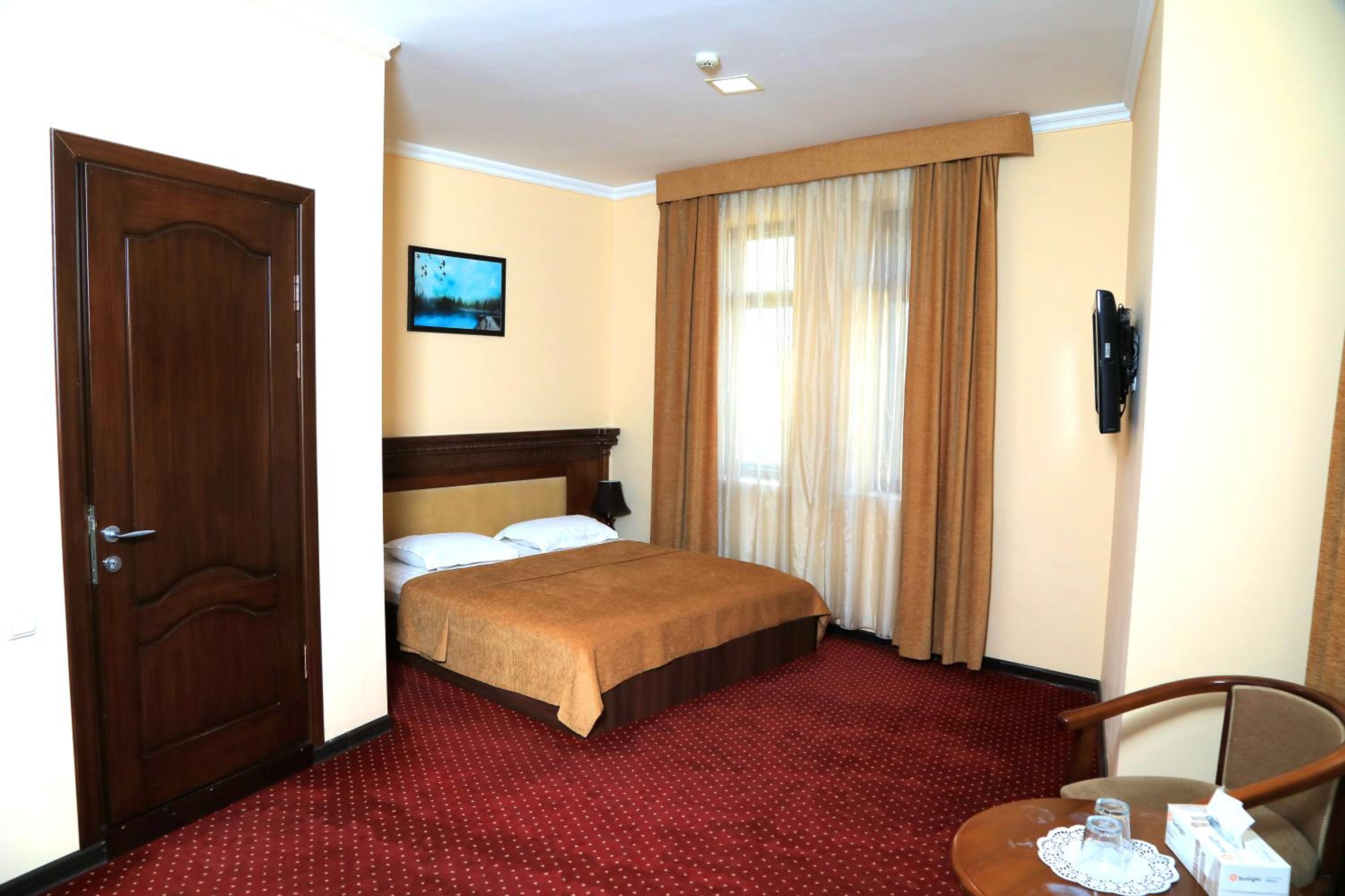Single Room with Bath
