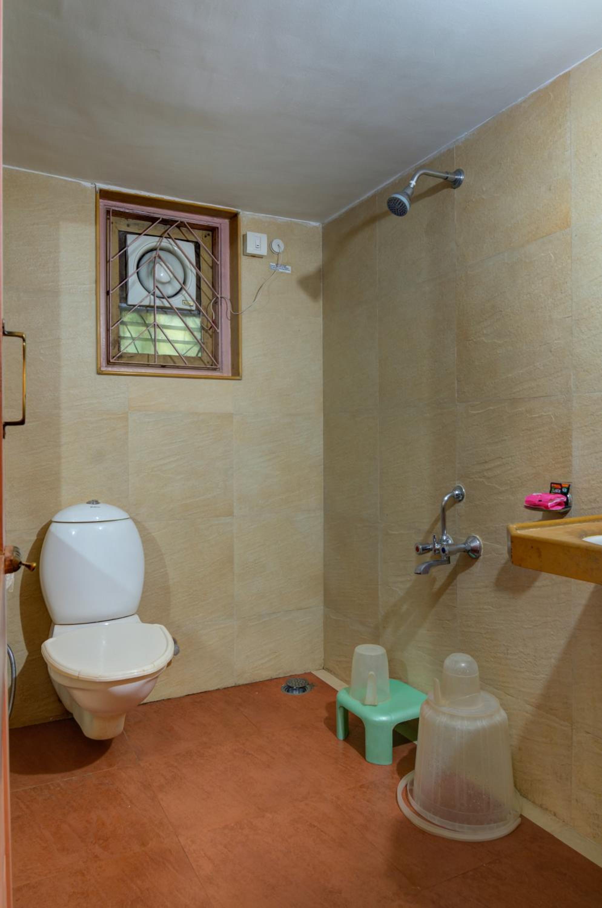 Quadruple Room - Photo 5