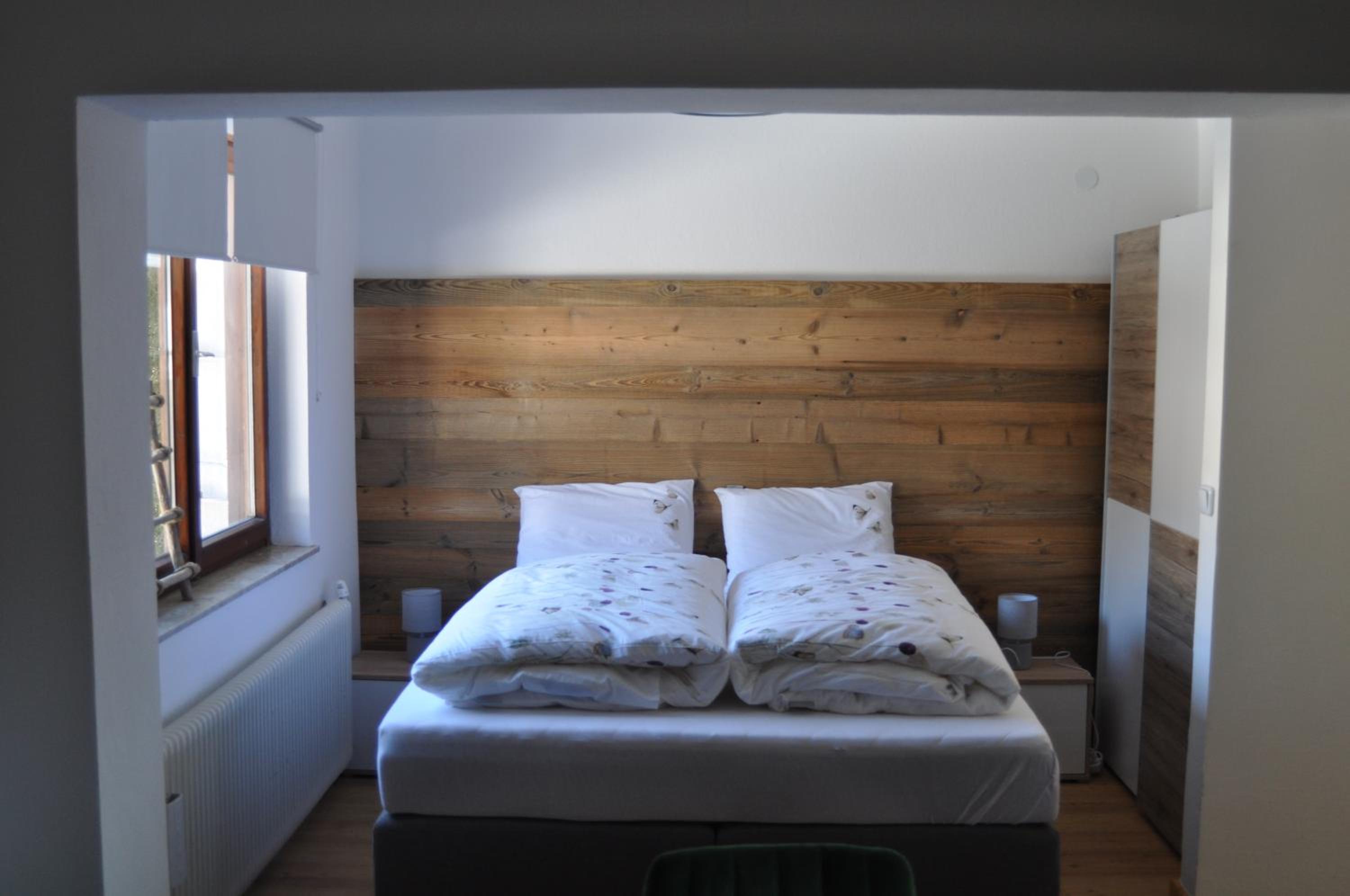 Studio with Balcony photo 1