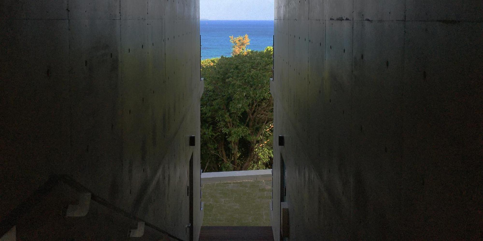 Deluxe Suite with Sea View 101 - Photo 3