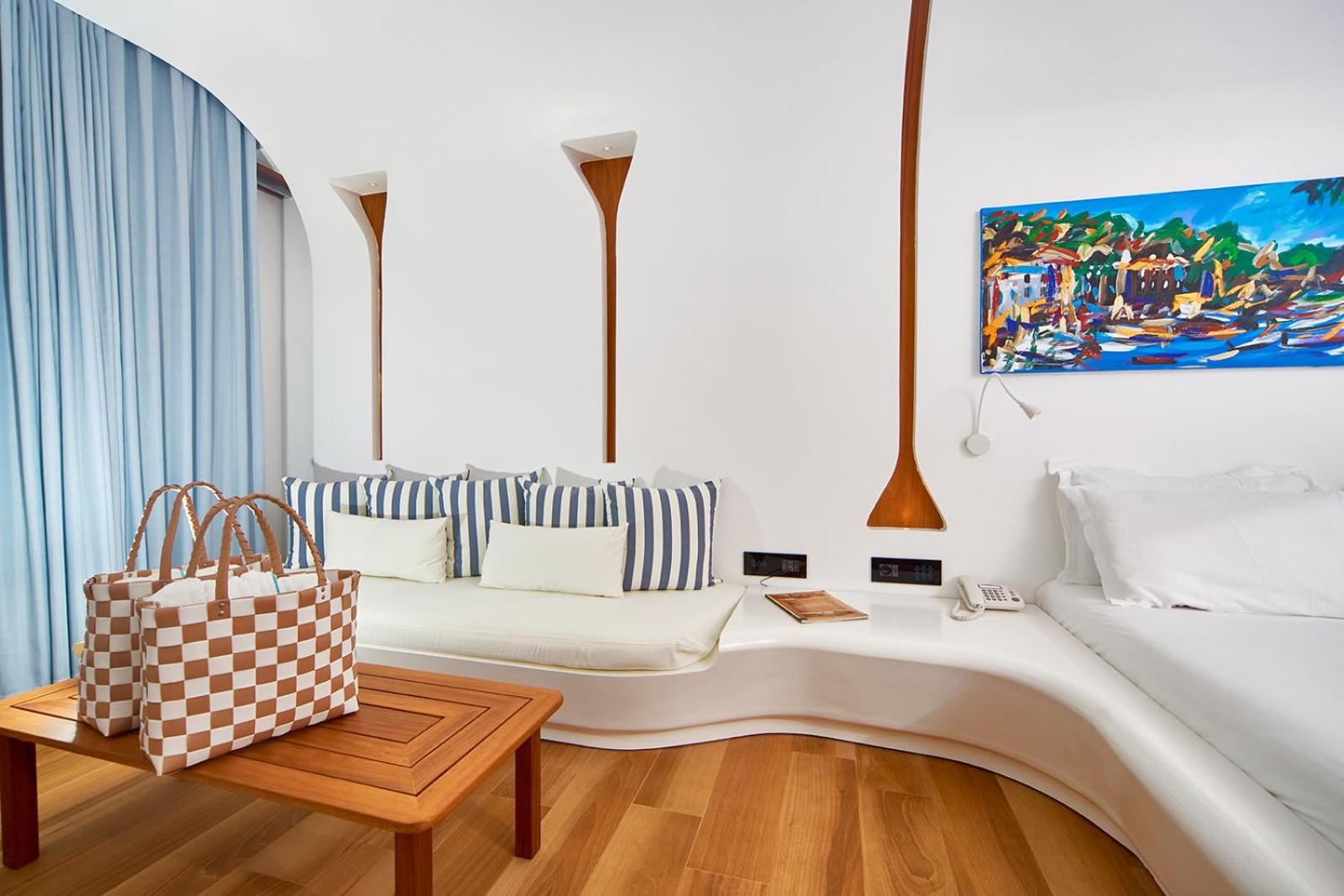 Junior Suite Superior with Harbor View - Spa Access photo 2