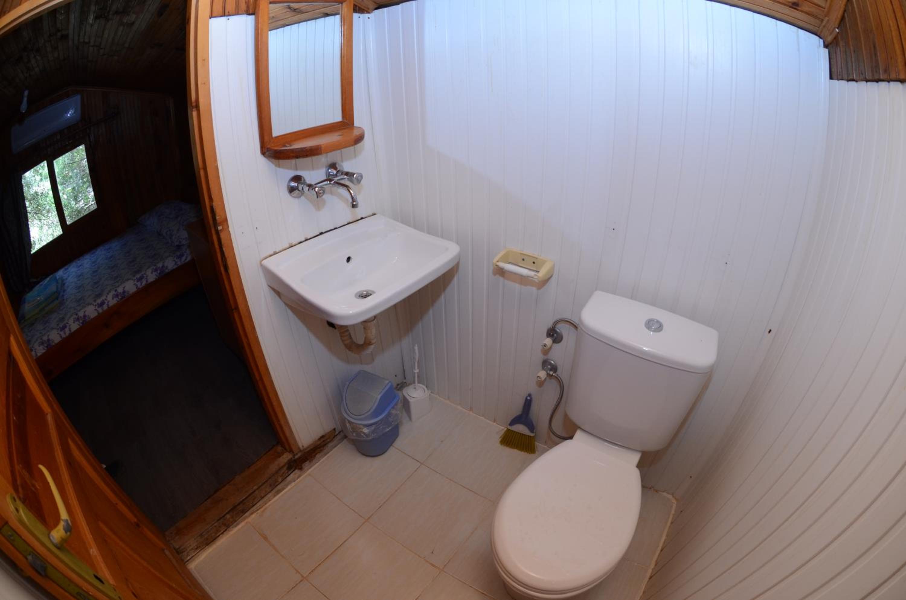 Small Standard Double Room - Photo 2