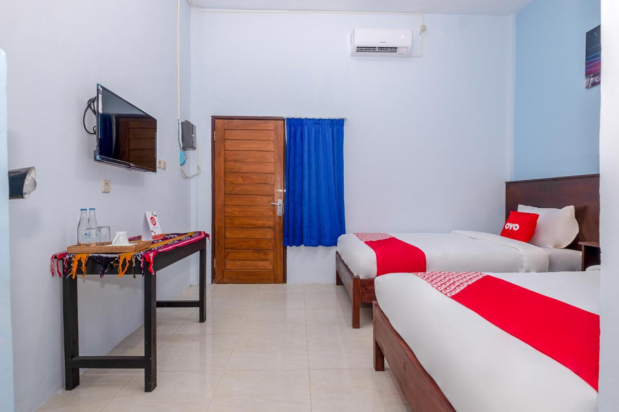 Standard Double Room - Photo 11