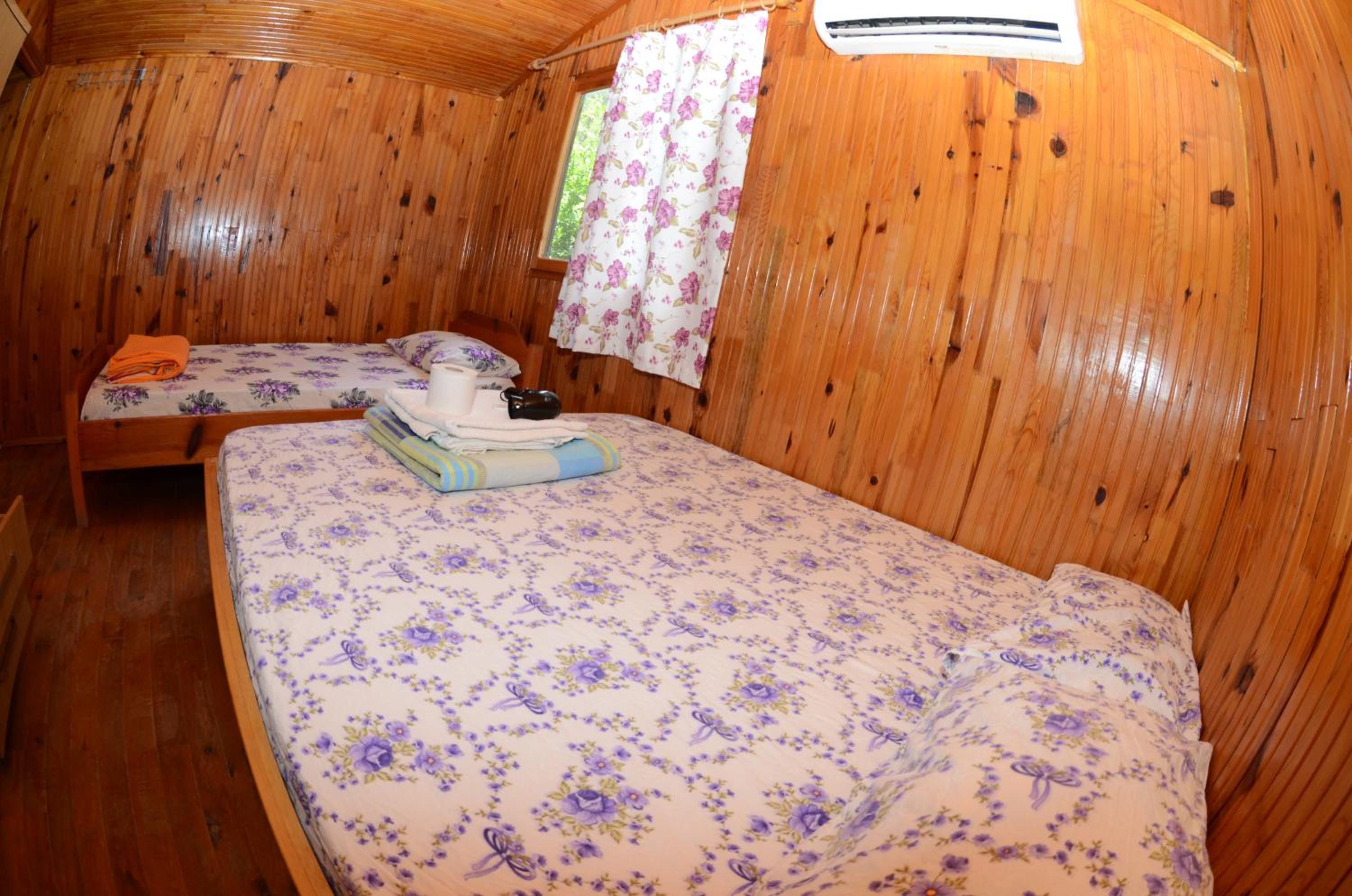 Large Standard Room - Photo 6