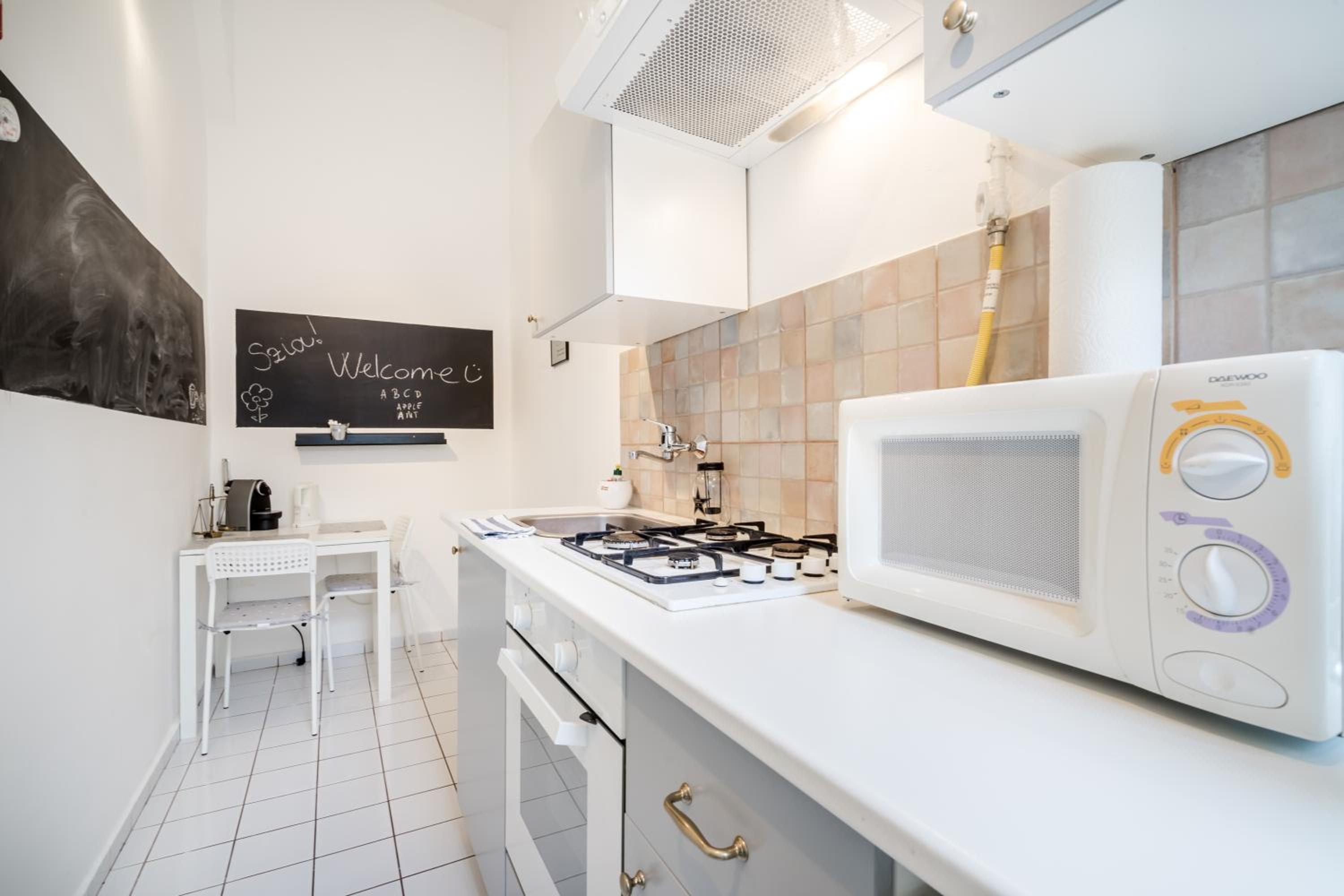 One-Bedroom Apartment - Photo 8