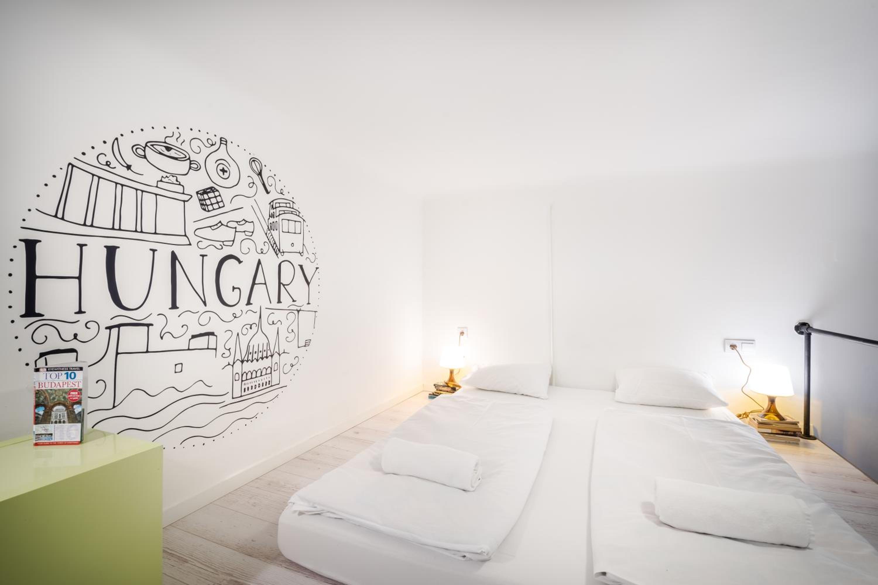 One-Bedroom Apartment - Photo 14