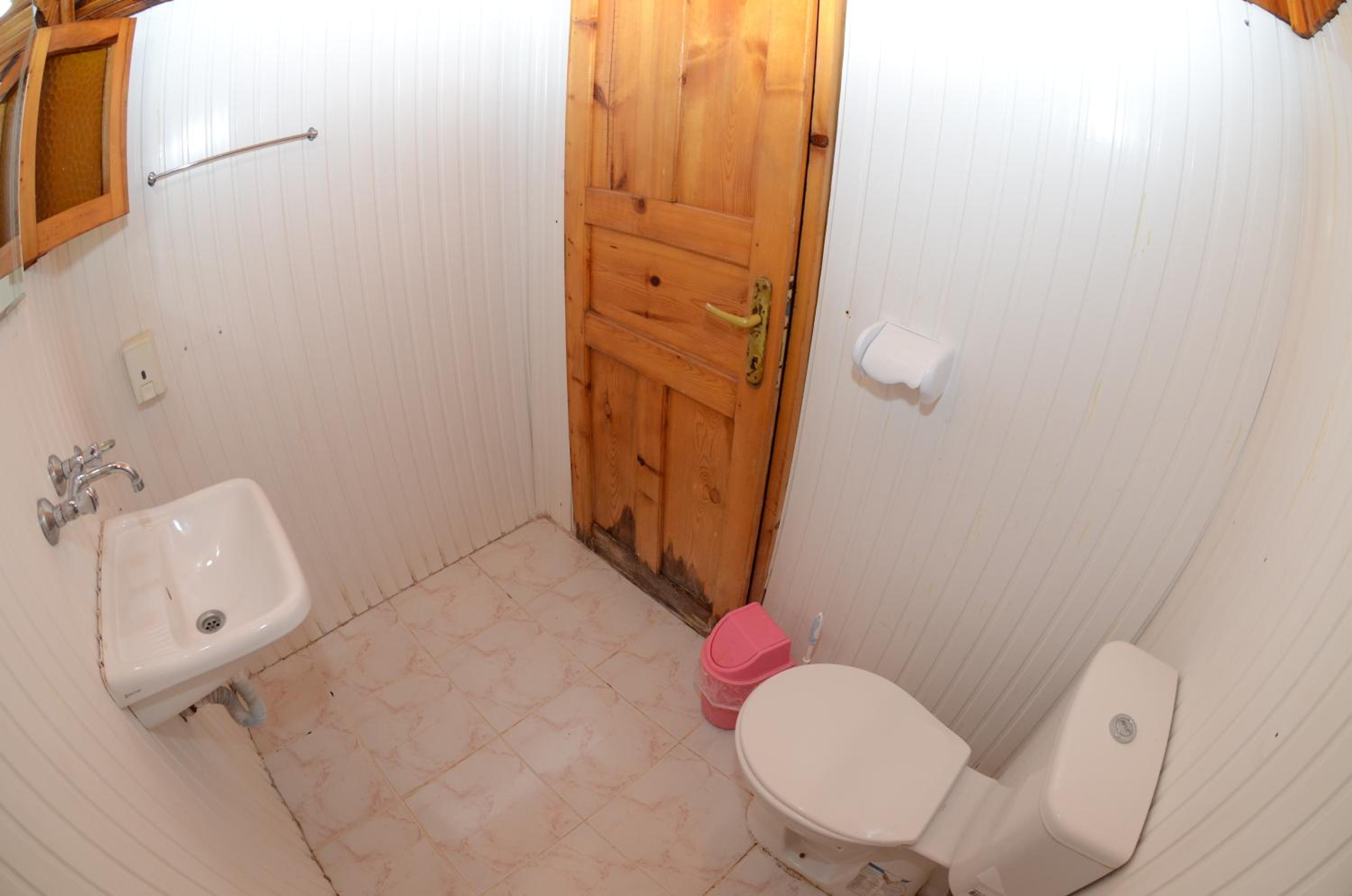 Large Standard Room - Photo 2