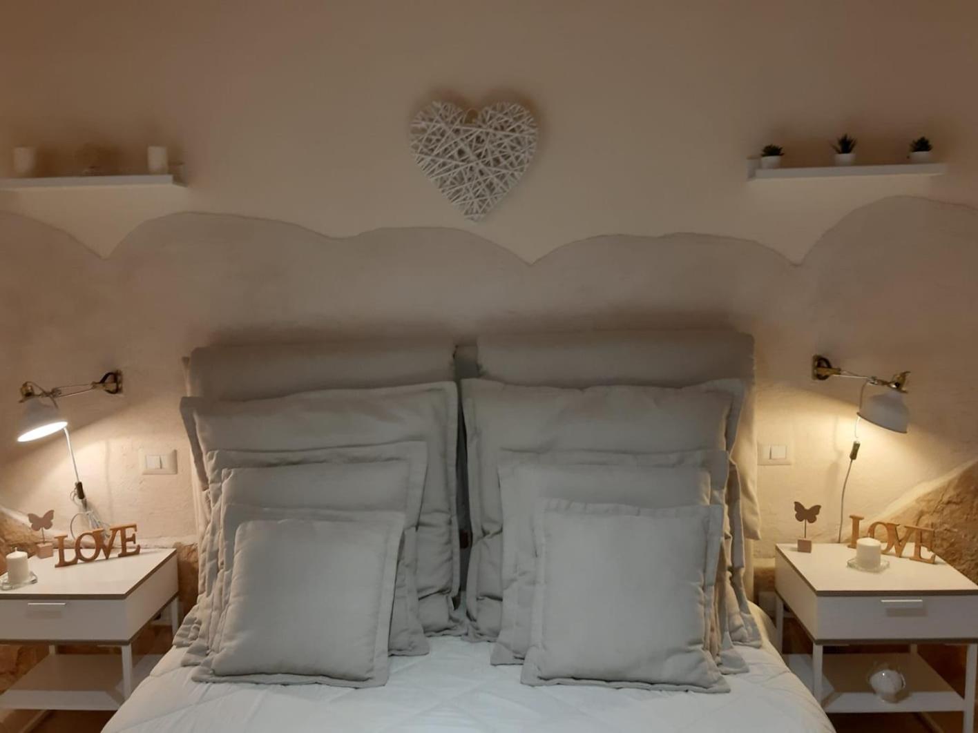 Deluxe Family Room - Photo 3