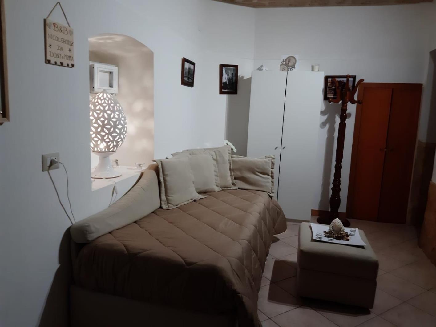 Deluxe Family Room - Photo 8