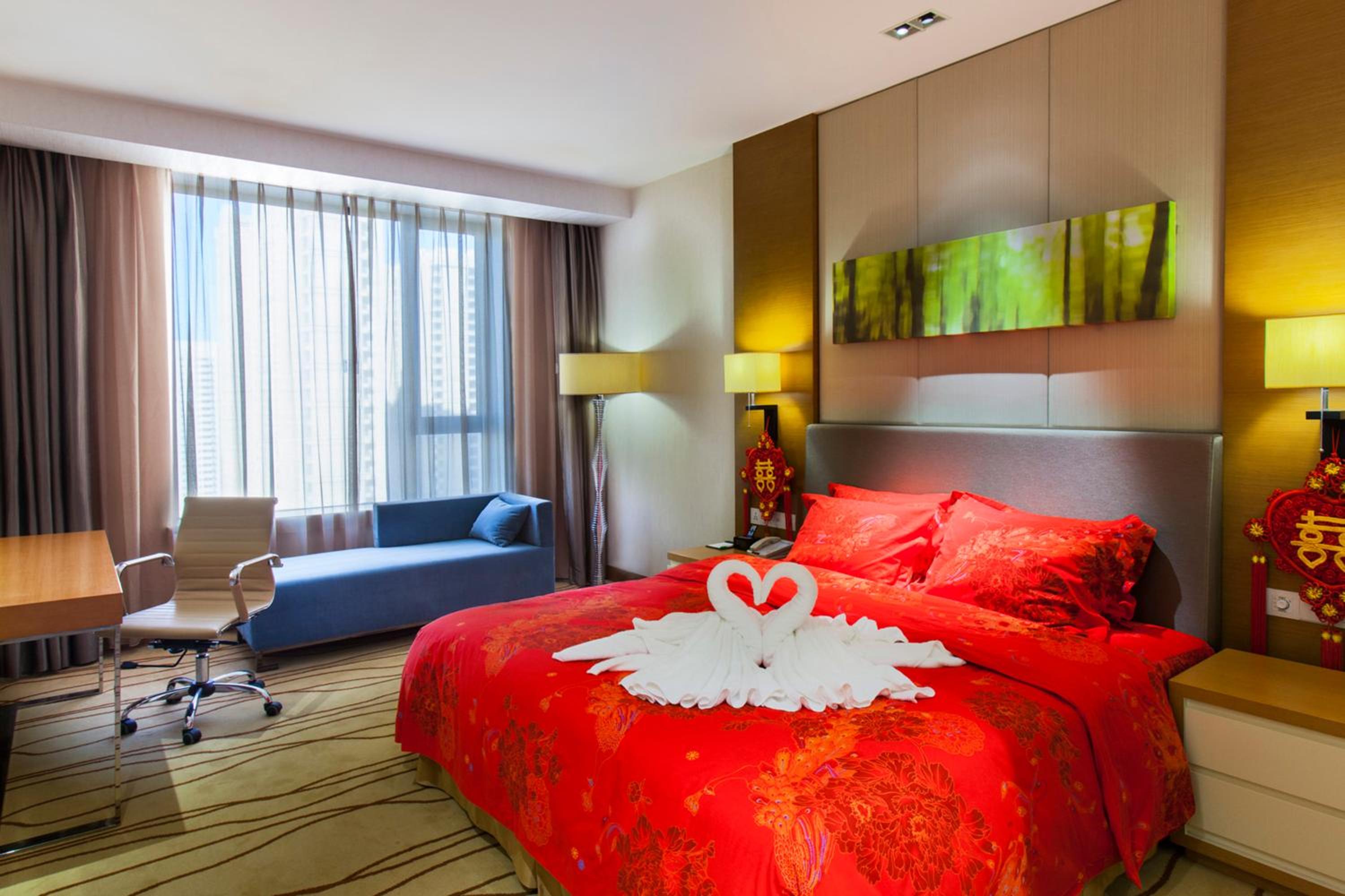 Premium King Room photo 1