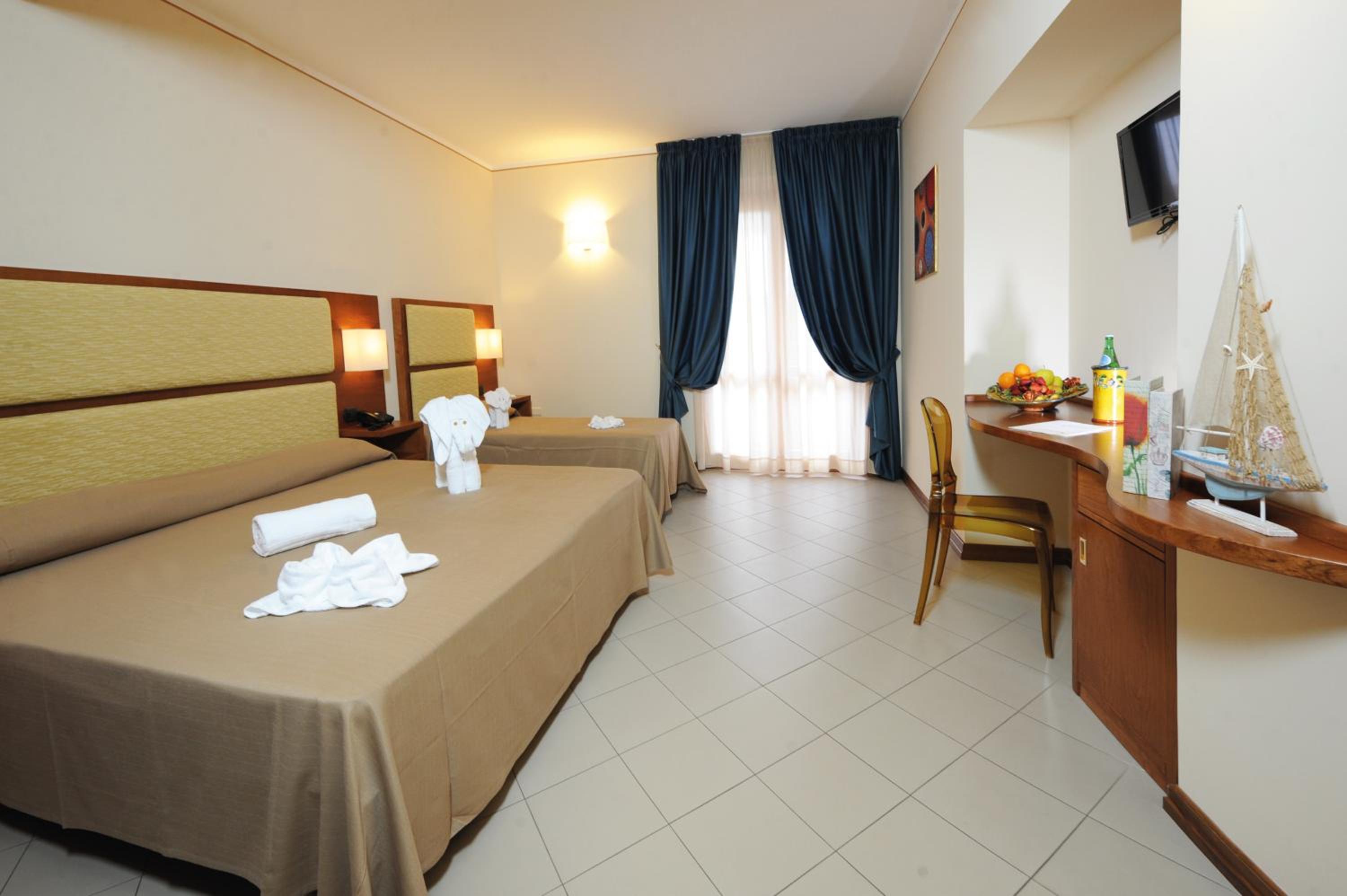 Comfort Triple Room - Photo 1