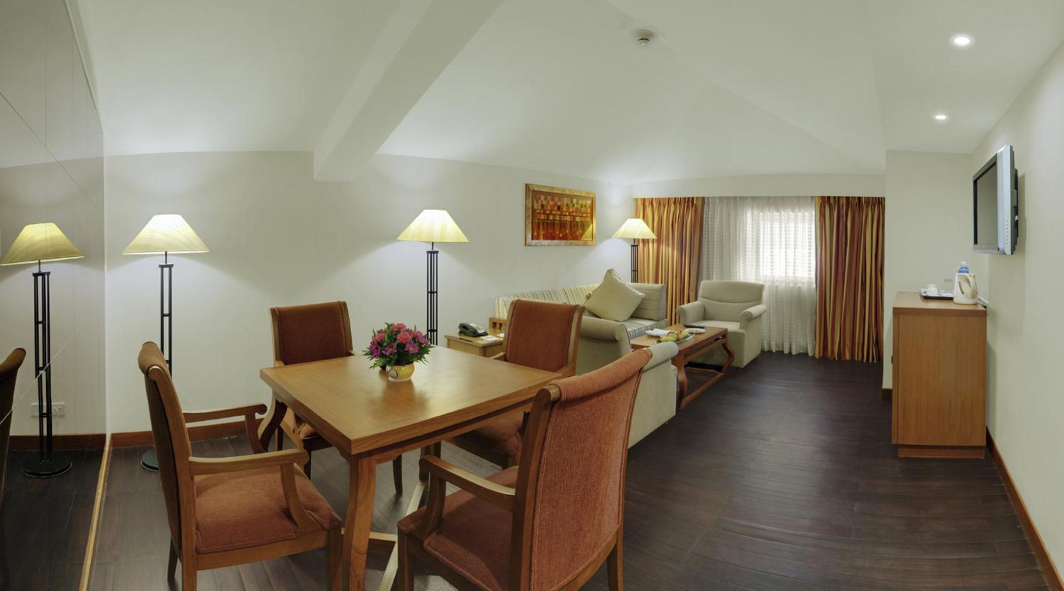 Deluxe Suite  - Photo 12