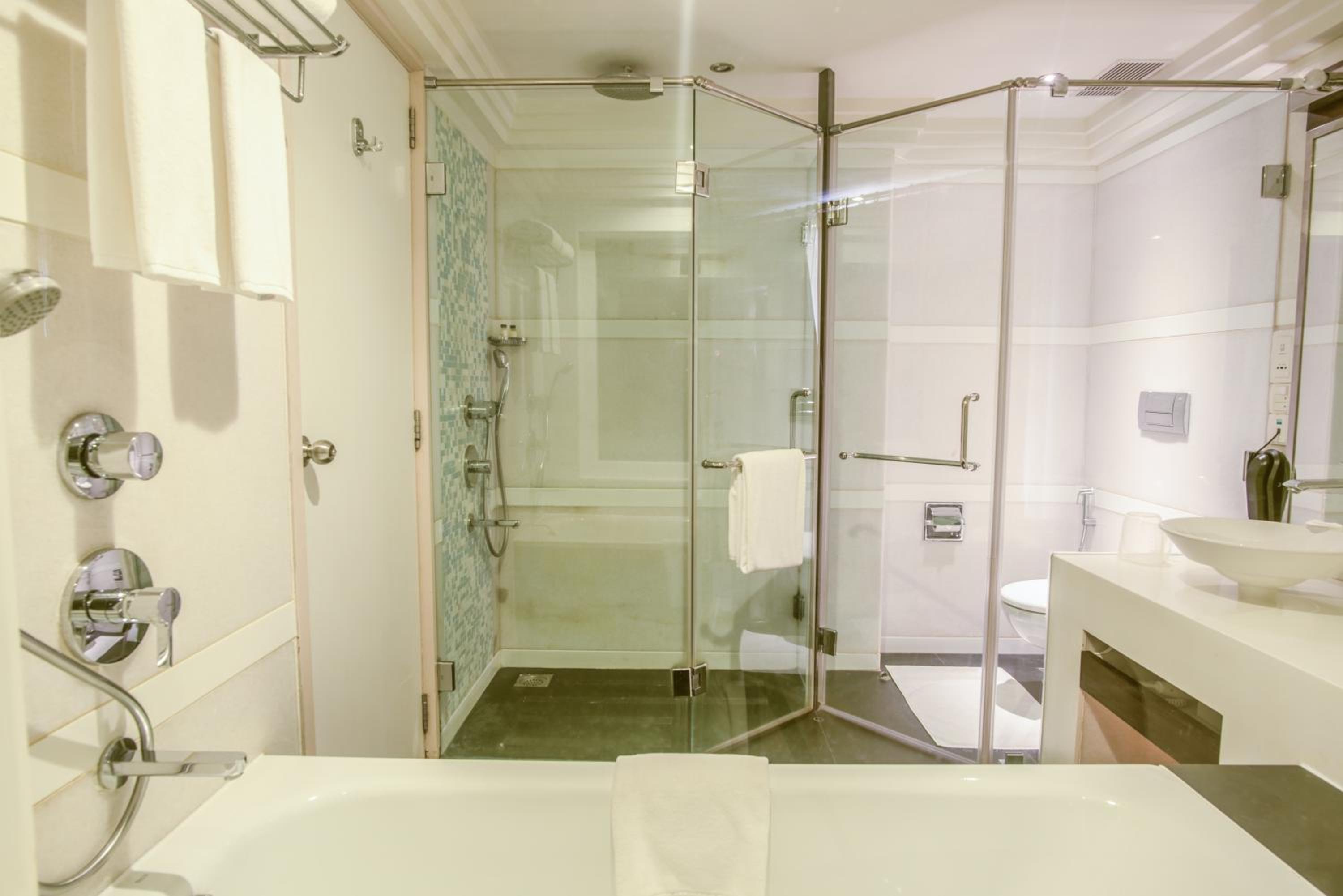 Deluxe Suite  - Photo 10