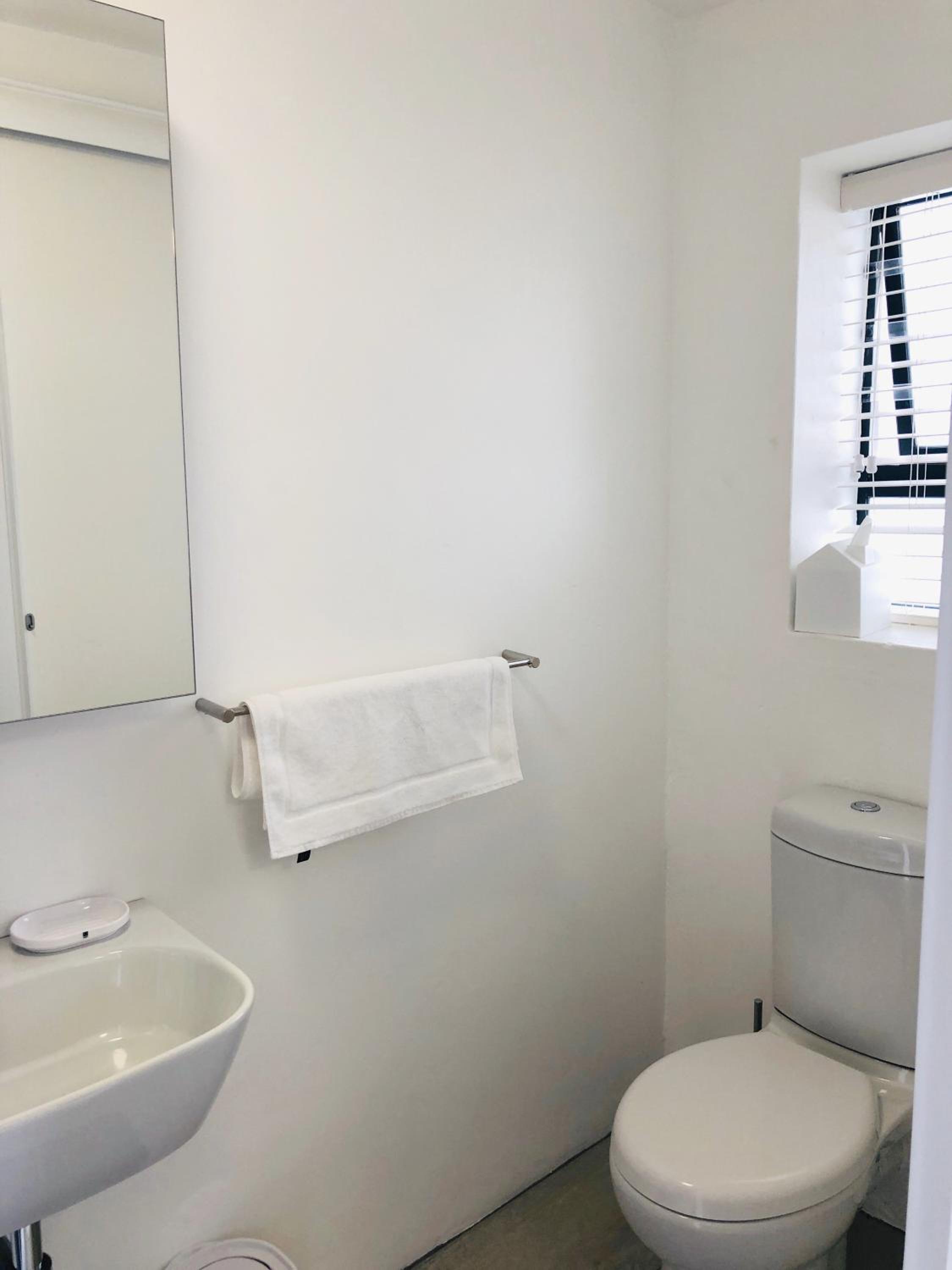 Suite - Photo 3