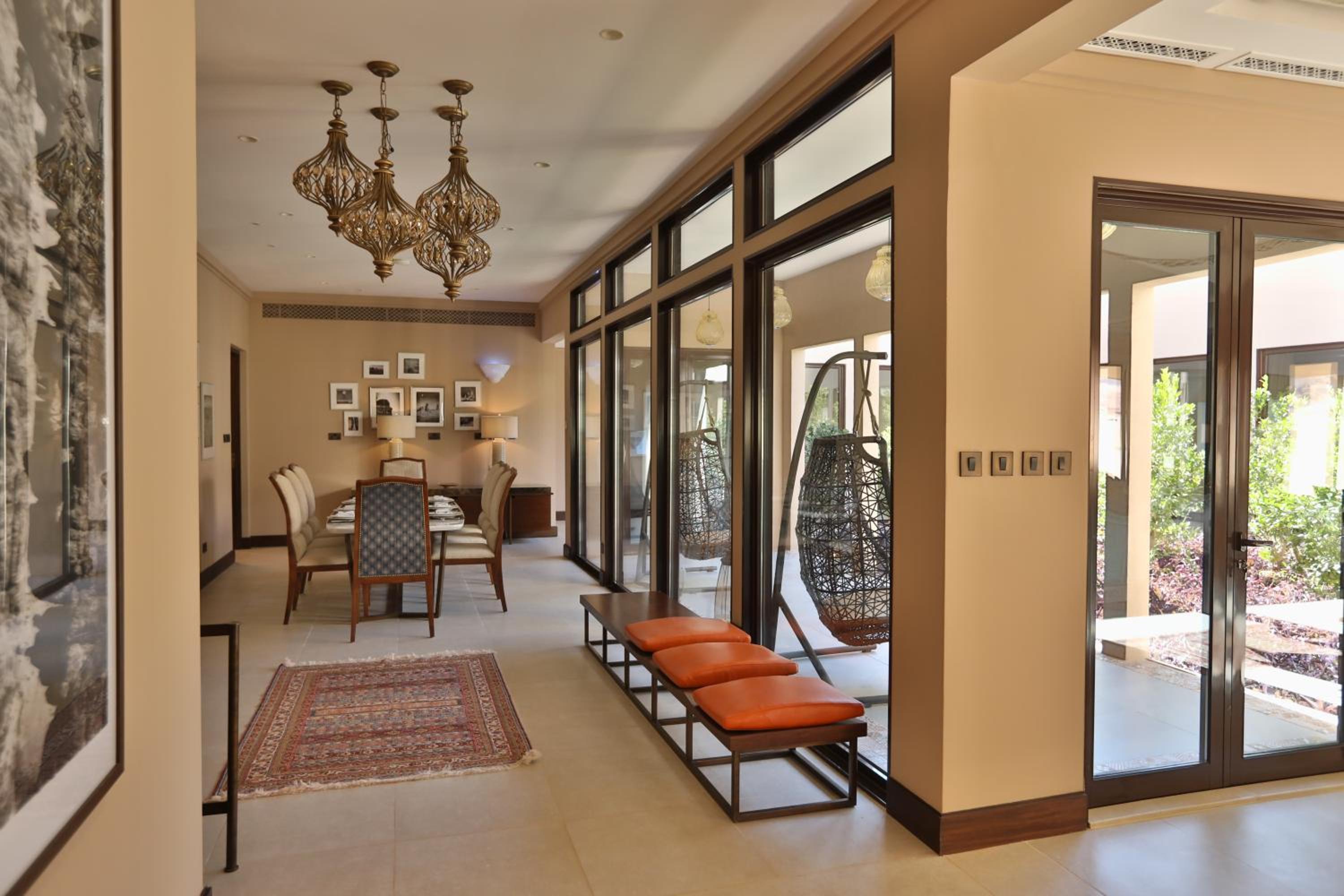Luxury Three Bedroom Villa - Photo 30