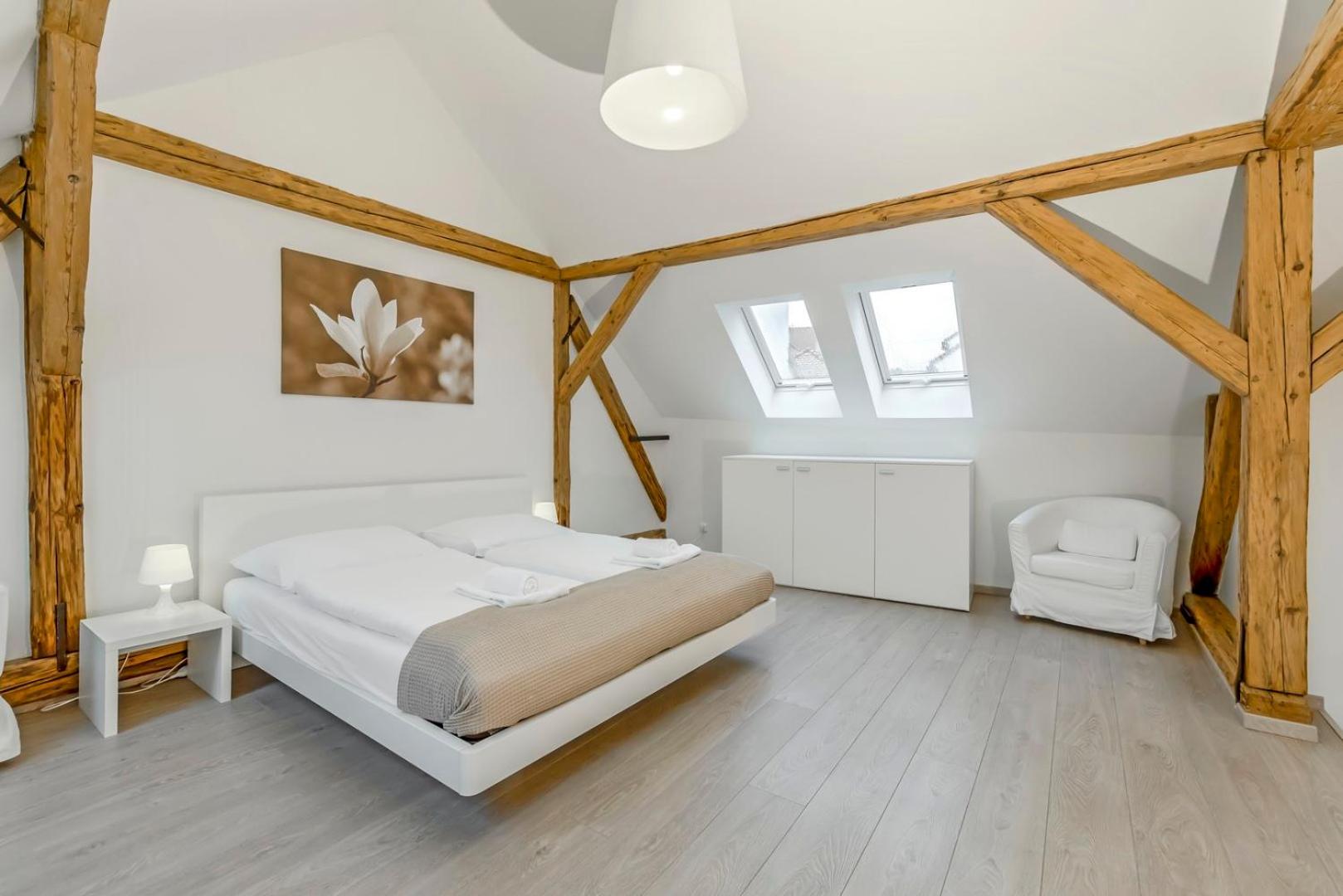 Studio Apartment photo 1
