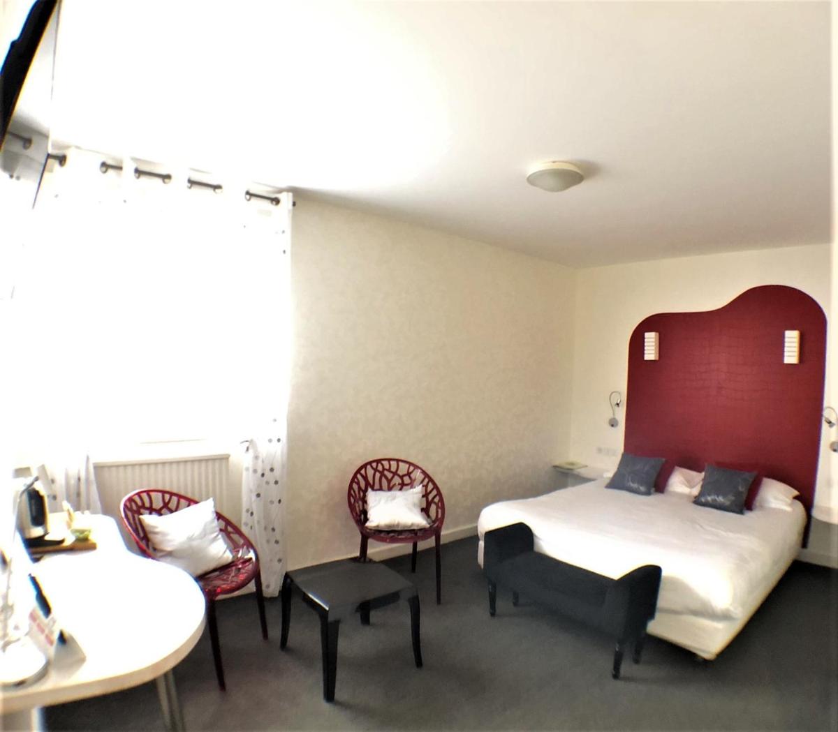 Superior King Room photo 2