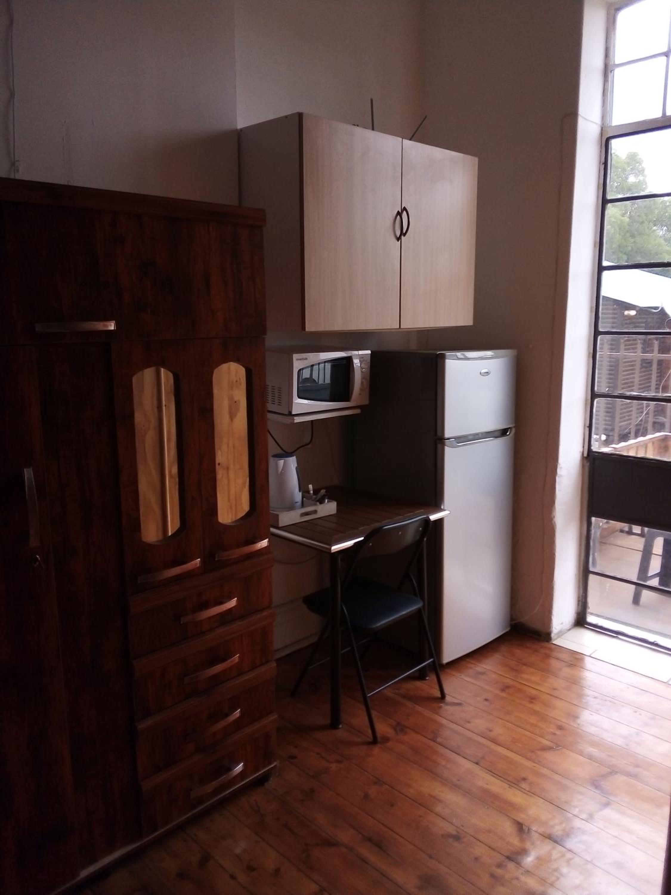 Standard Triple Room photo 2